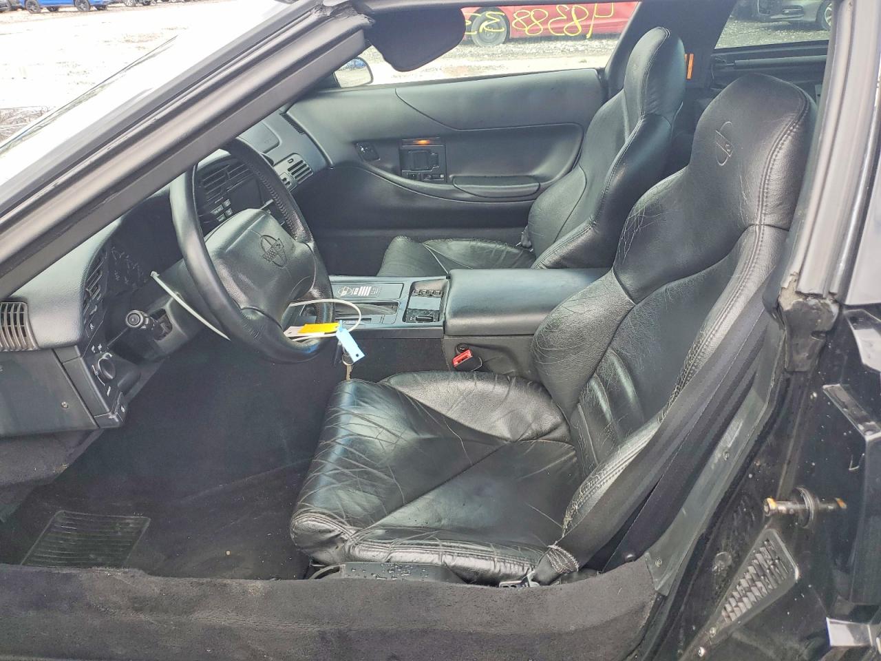 1995 Chev Corvette Black vin: 1G1YY22P8S5116756