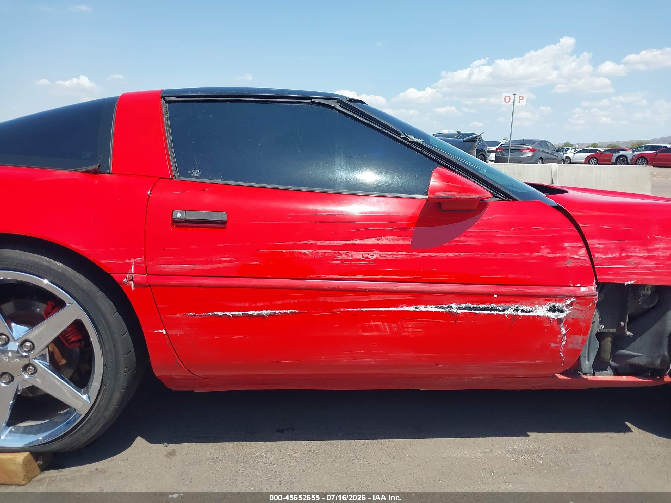 1994 Chevrolet Corvette   Red vin: 1G1YY22P9R5103895
