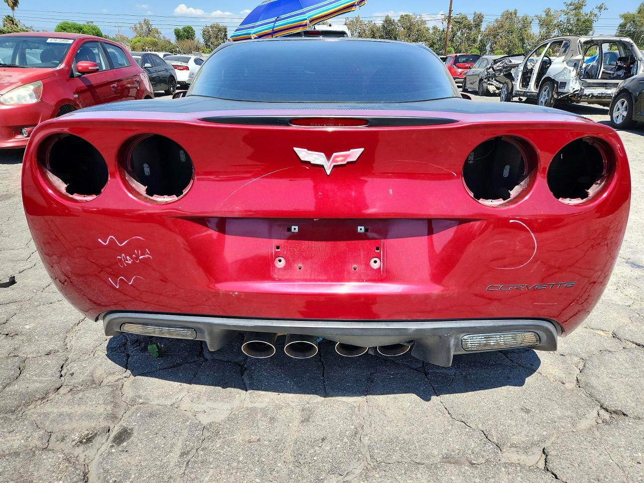 2005 Chevrolet Corvette Burgundy vin: 1G1YY22U455135105