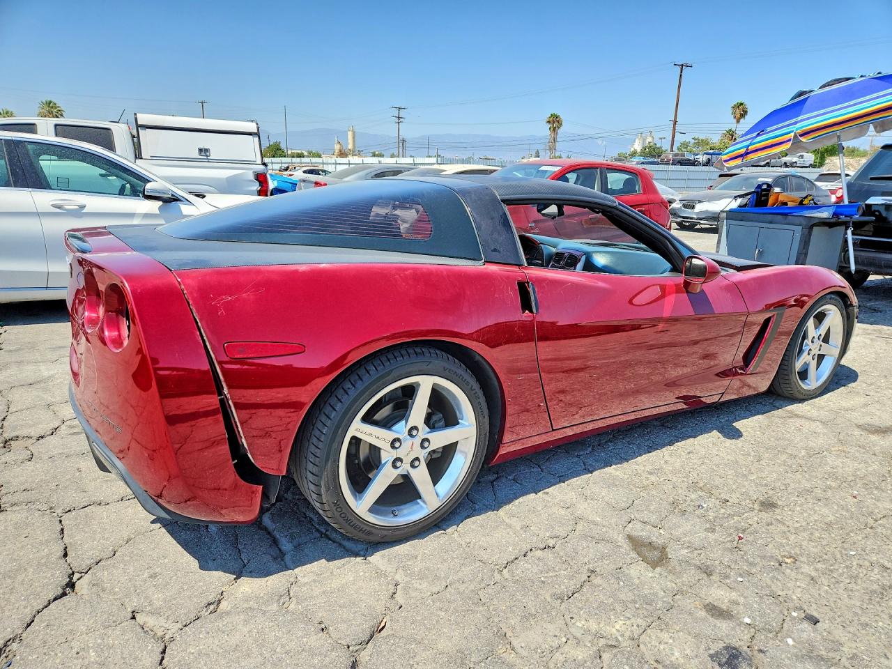 2005 Chevrolet Corvette Burgundy vin: 1G1YY22U455135105