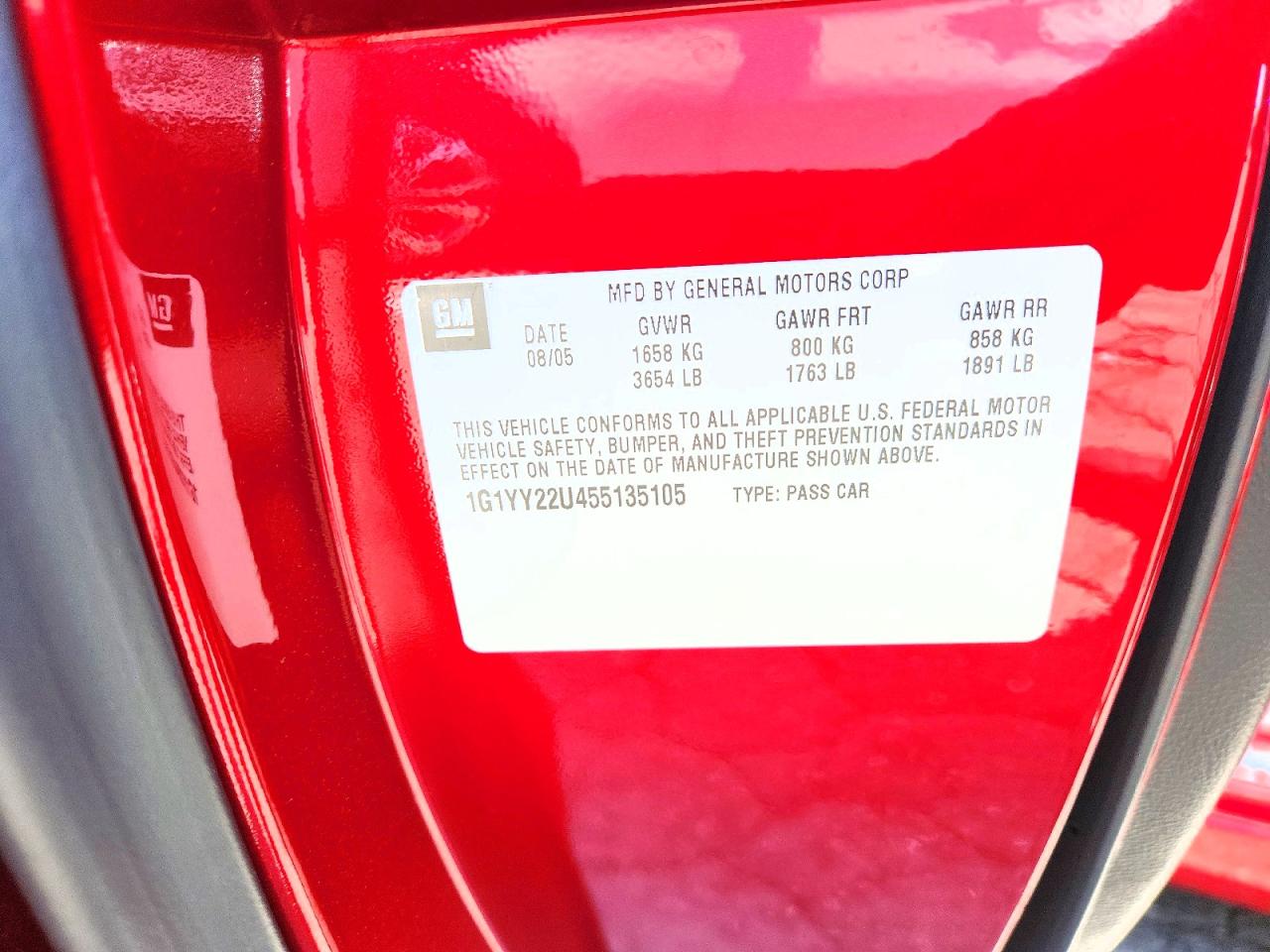 2005 Chevrolet Corvette Burgundy vin: 1G1YY22U455135105