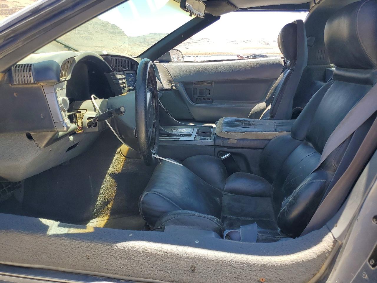 1991 Chevrolet Corvette Gray vin: 1G1YY2382M5104810