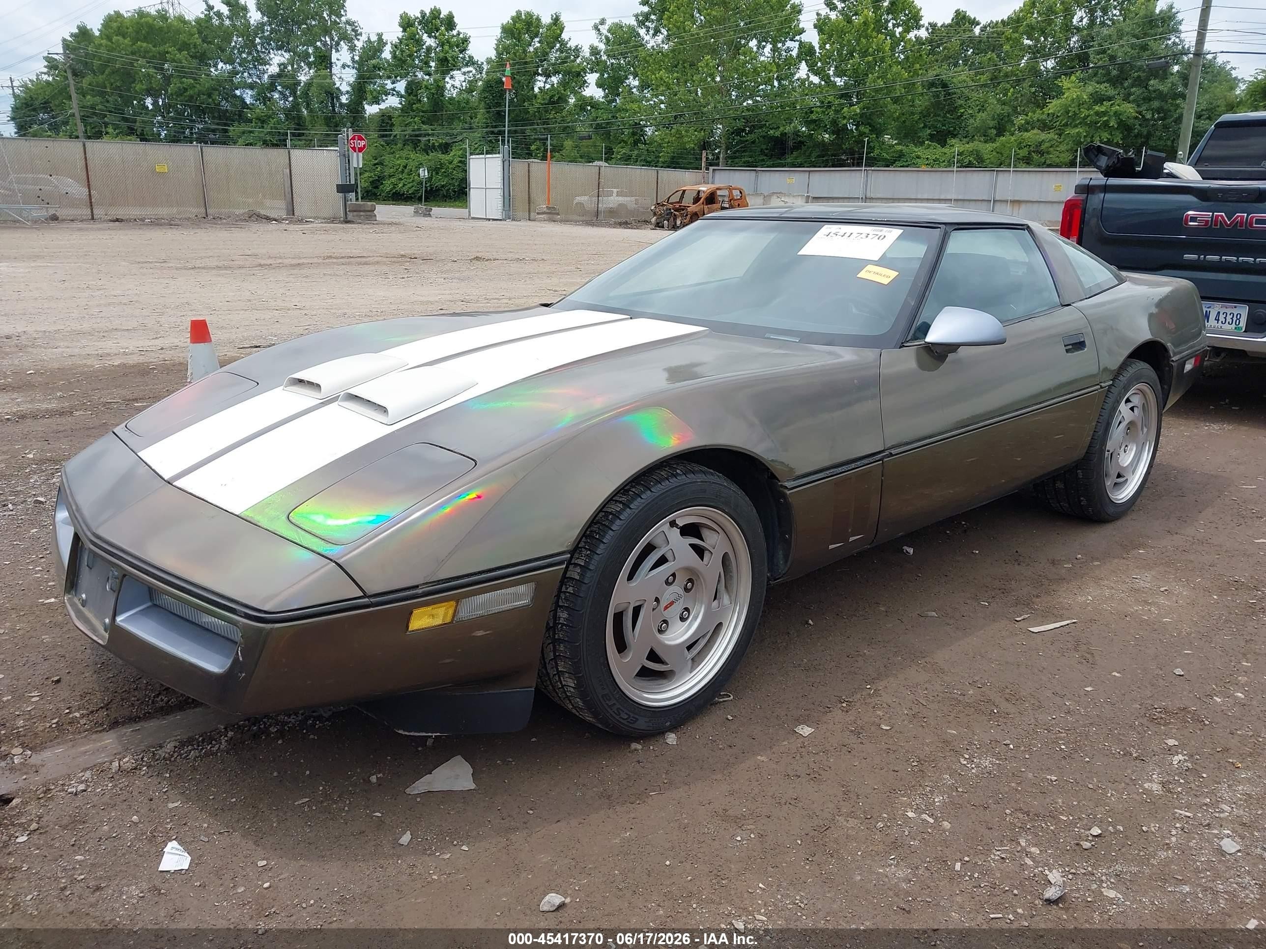 1990 Chevrolet Corvette Brown vin: 1G1YY2383L5118326