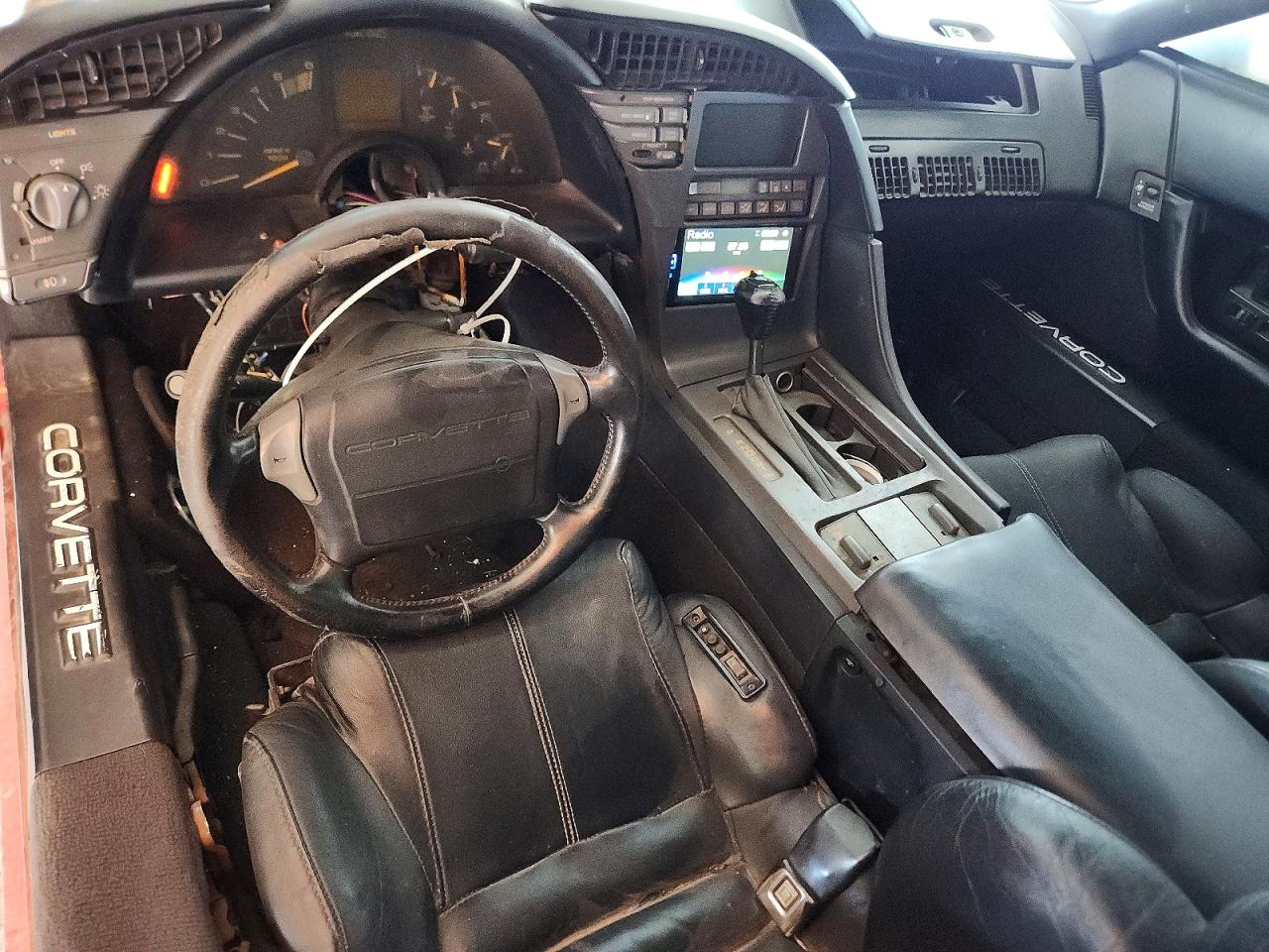 1991 Chevrolet Corvette Orange vin: 1G1YY2386M5102364