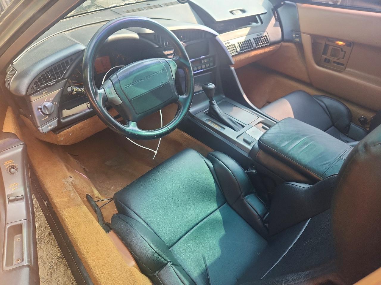 1990 Chevrolet Corvette Green vin: 1G1YY2387L5102890