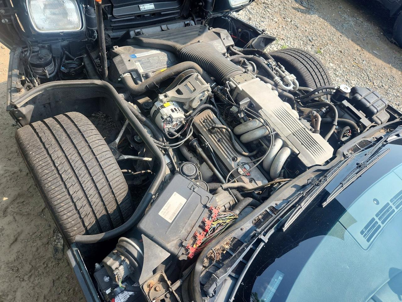1990 Chevrolet Corvette Green vin: 1G1YY2387L5102890
