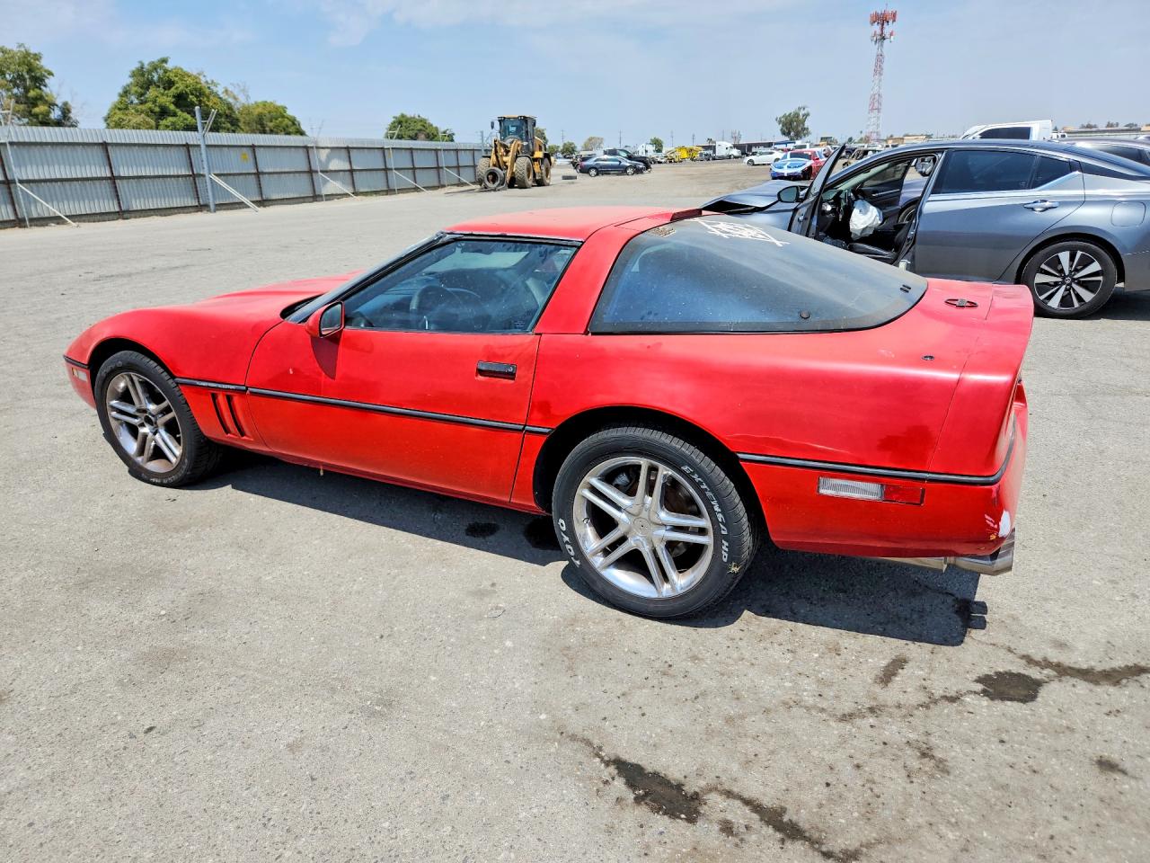 1990 Chevrolet Corvette Red vin: 1G1YY2388L5105748