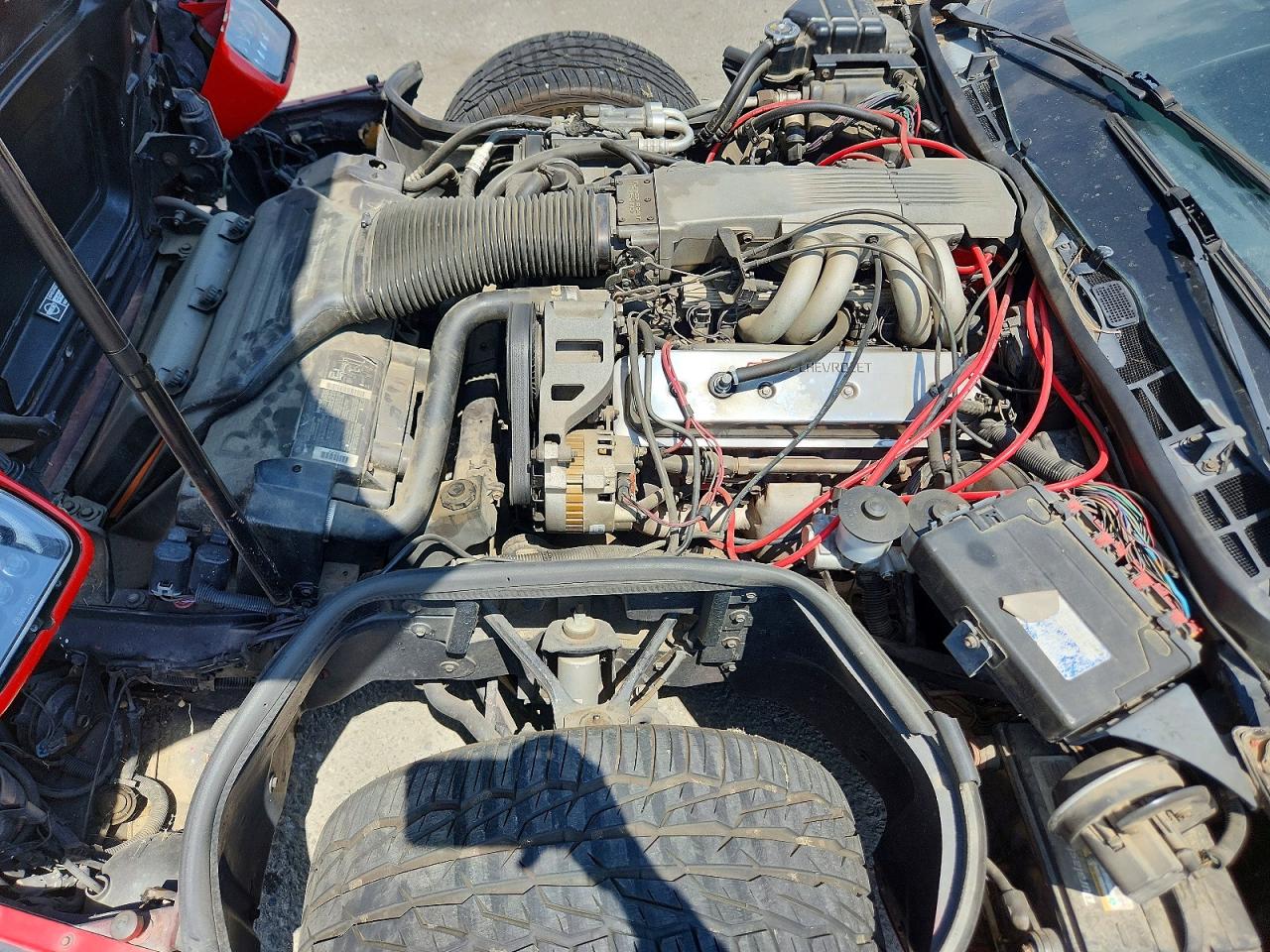 1990 Chevrolet Corvette Red vin: 1G1YY2388L5105748
