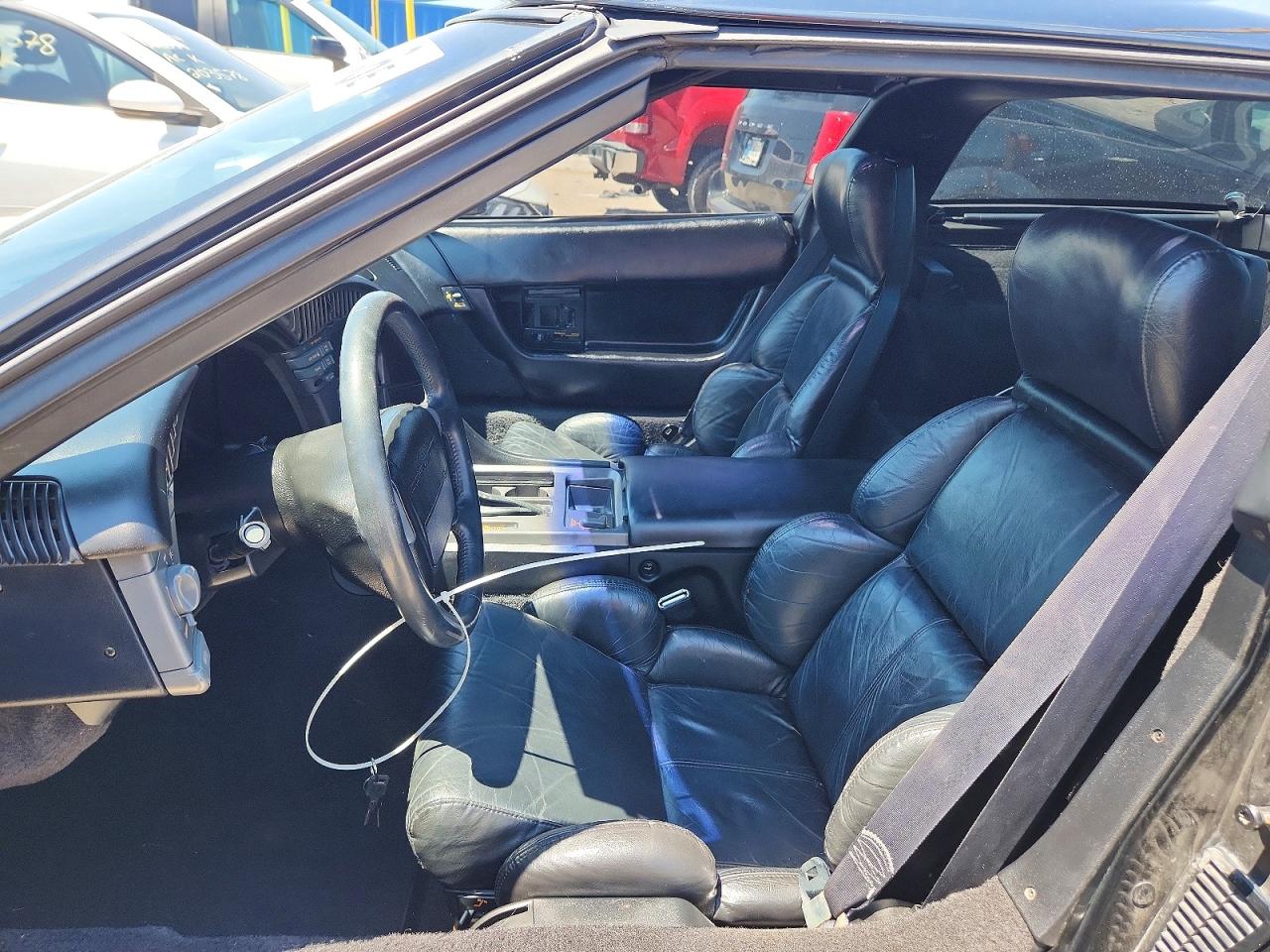 1990 Chevrolet Corvette Black vin: 1G1YY2389L5112224