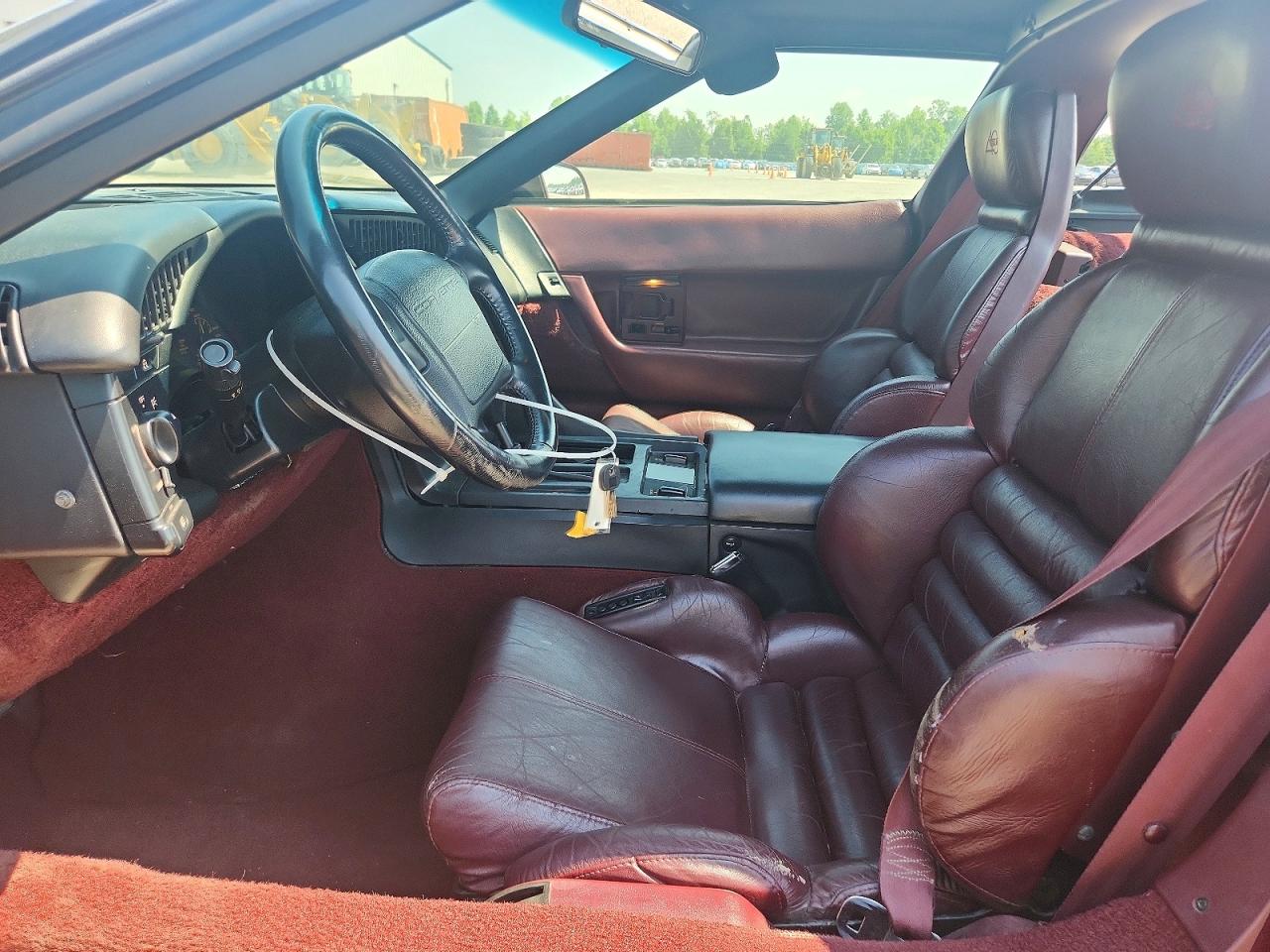1993 Chevrolet Corvette Burgundy vin: 1G1YY23P0P5101853