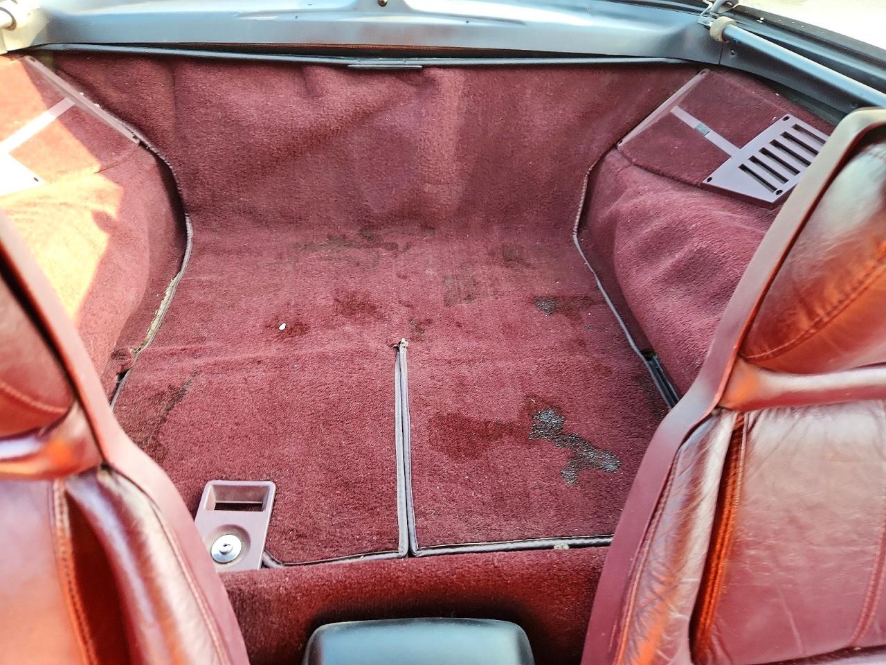 1993 Chevrolet Corvette Burgundy vin: 1G1YY23P3P5115200