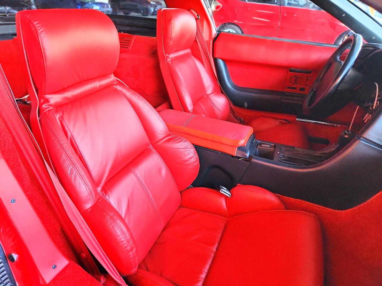 1992 Chevrolet Corvette Burgundy vin: 1G1YY23P5N5103627