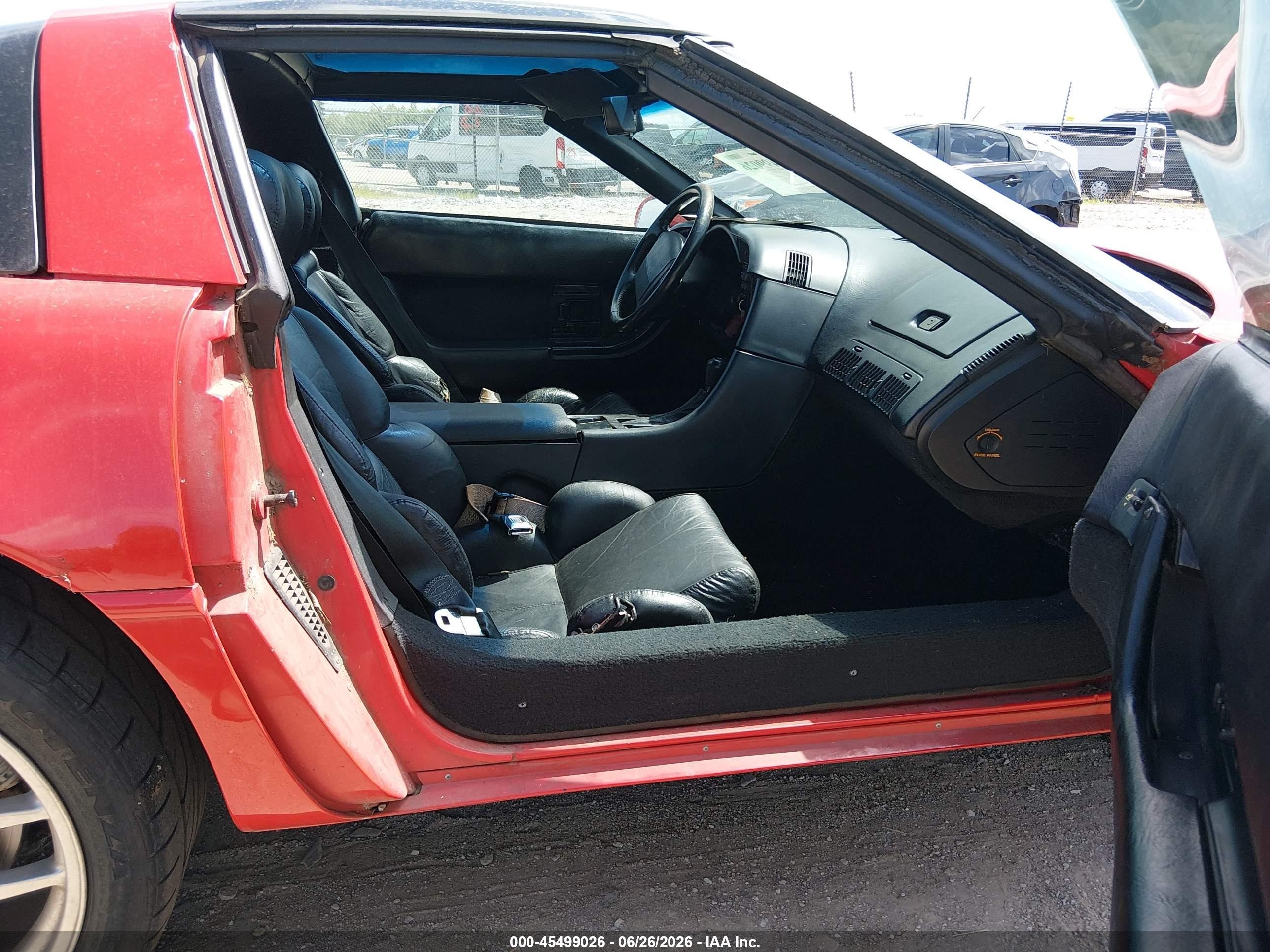 1993 Chevrolet Corvette   Red vin: 1G1YY23P5P5115313