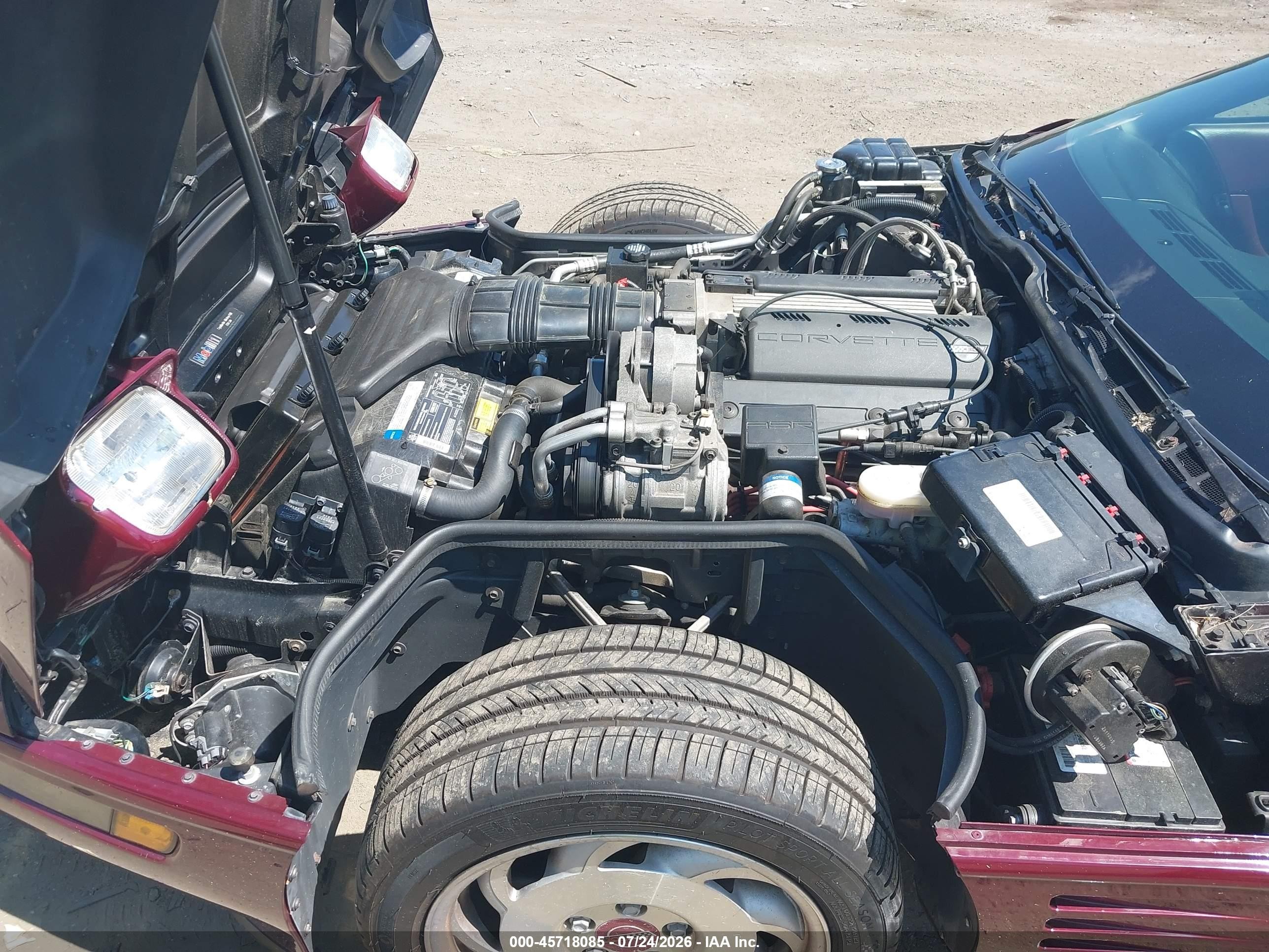 1993 Chevrolet Corvette   Красный vin: 1G1YY23P5P5117773