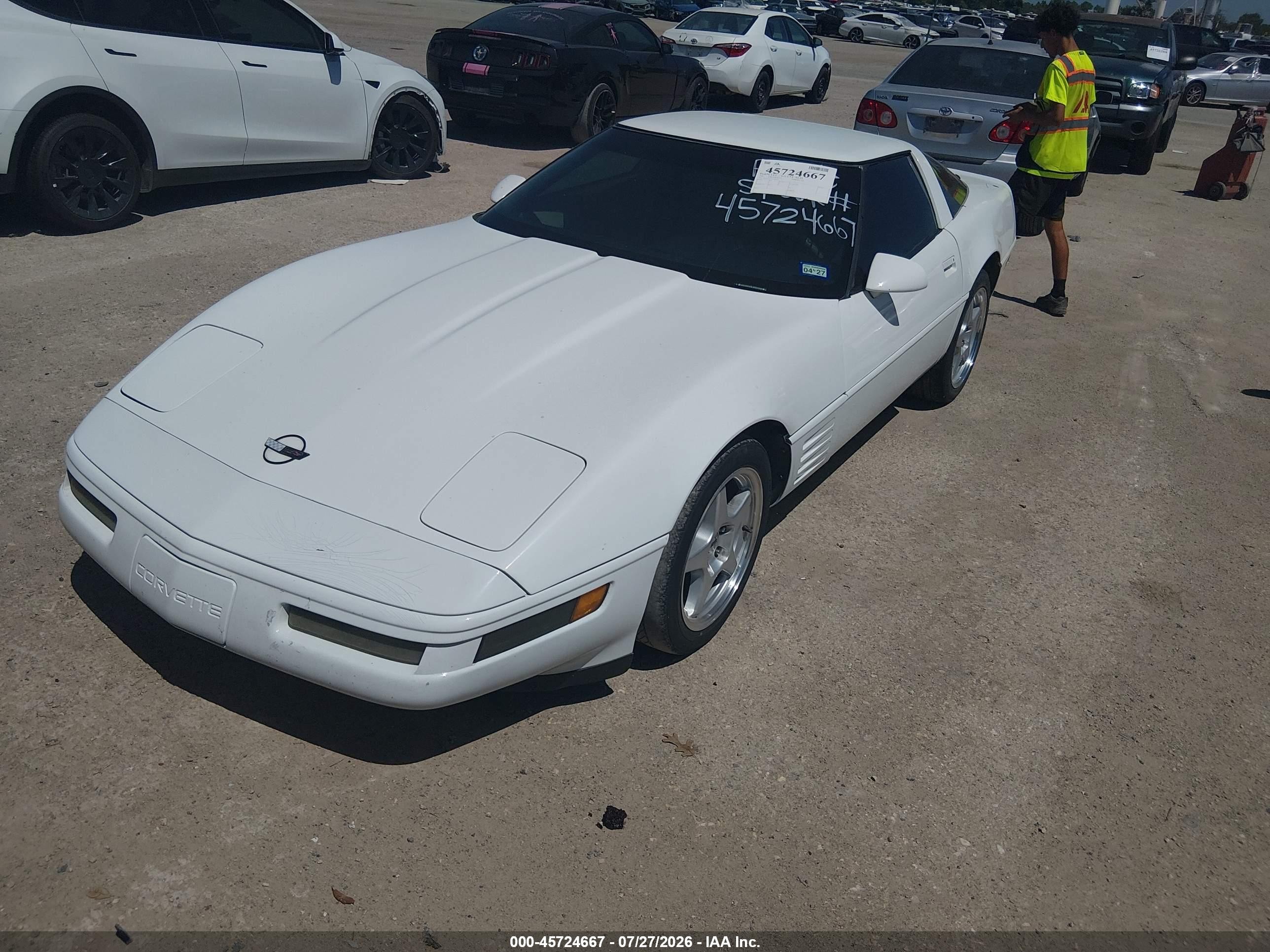 1993 Chevrolet Corvette   White vin: 1G1YY23P7P5109562