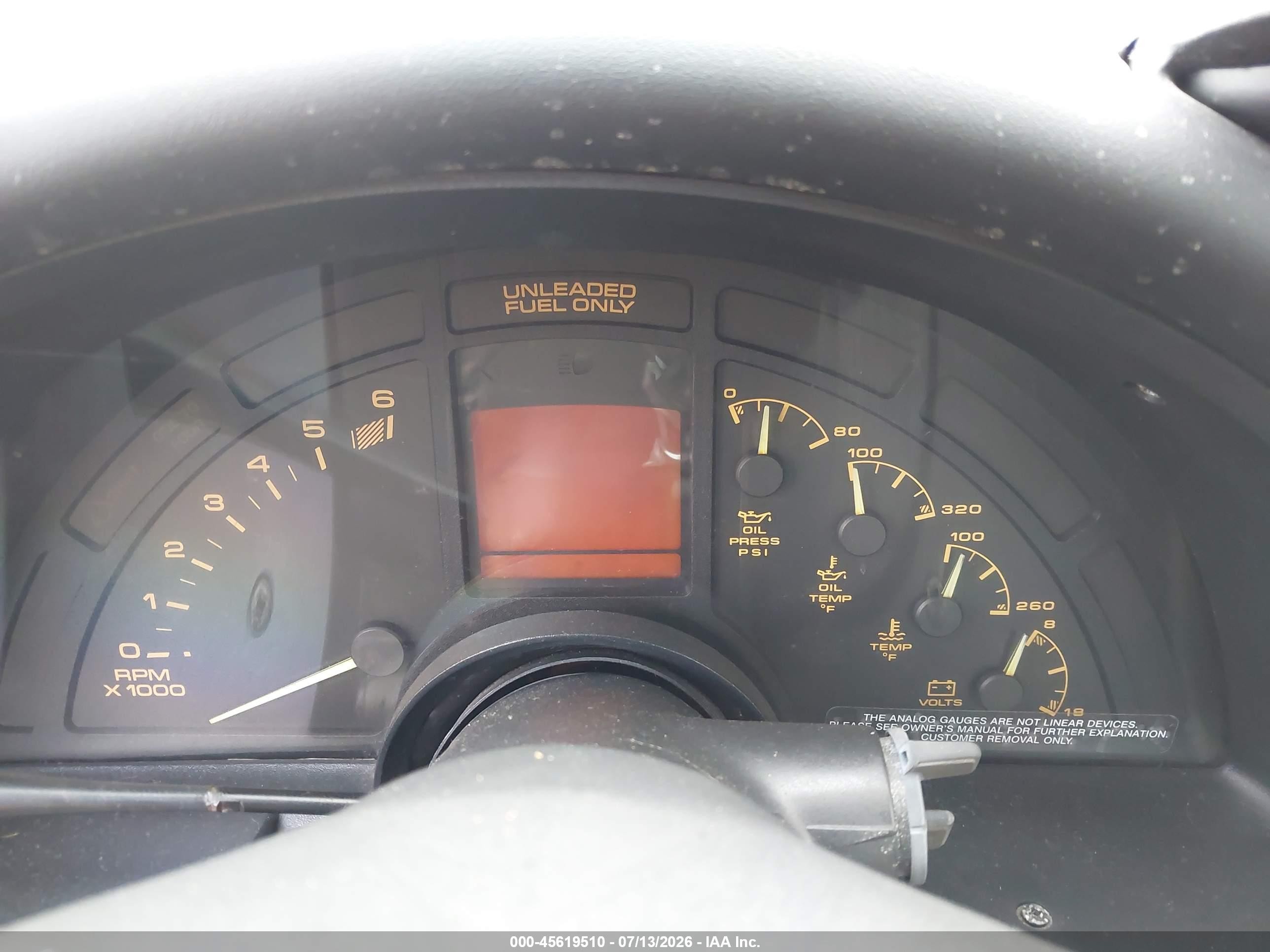 1992 Chevrolet Corvette   Silver vin: 1G1YY23PXN5106913