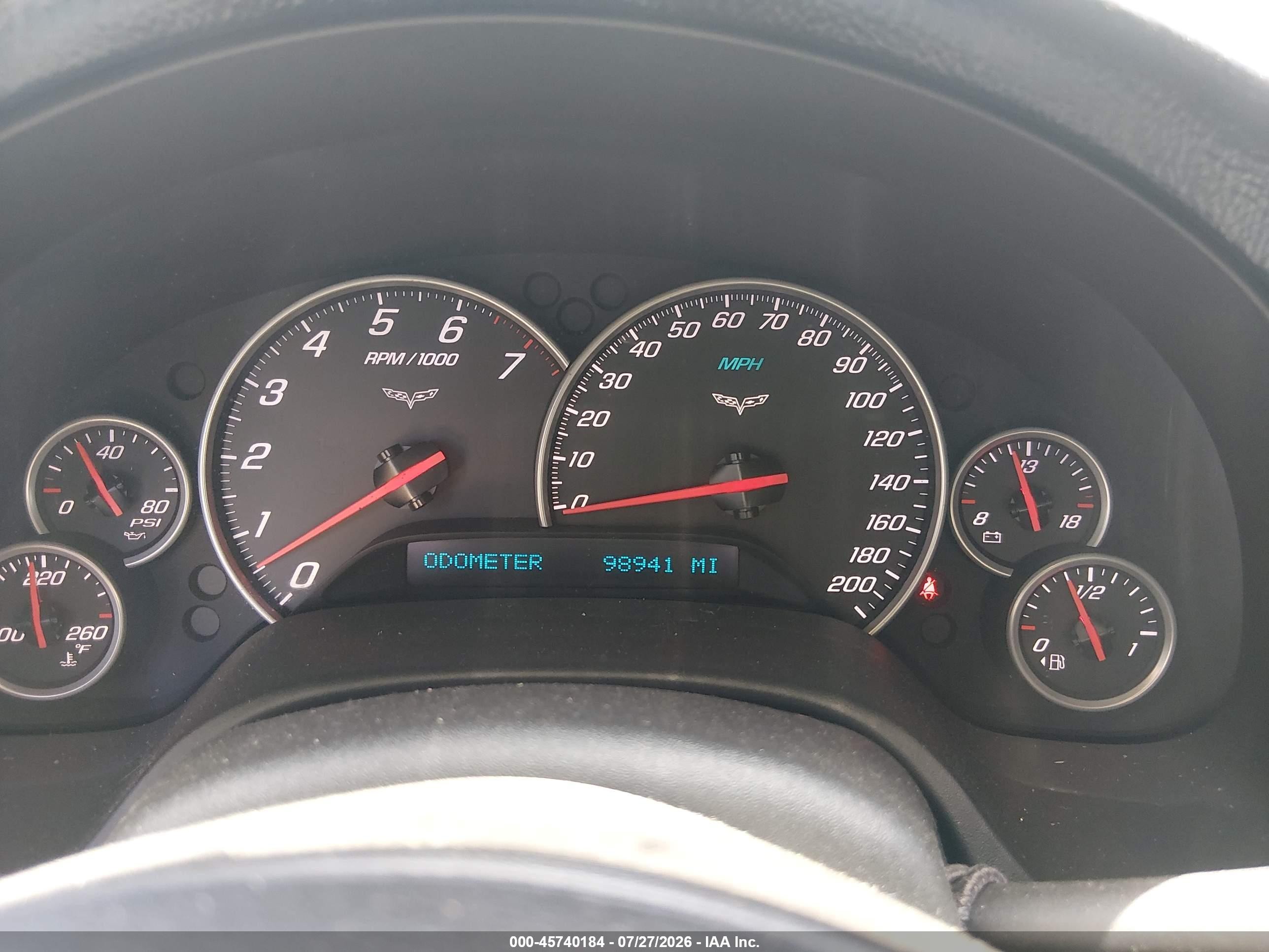 2005 Chevrolet Corvette   Silver vin: 1G1YY24U055131162