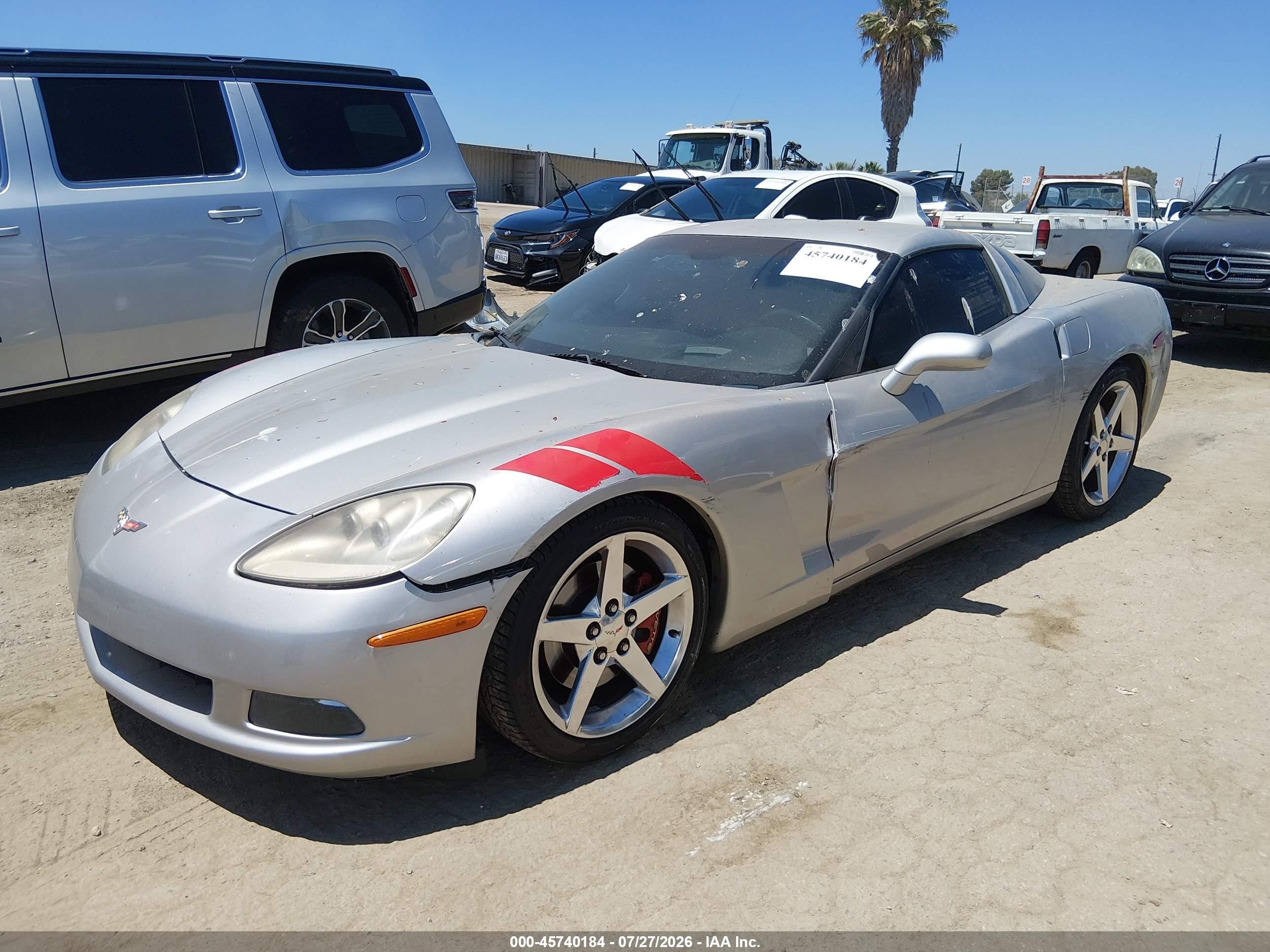 2005 Chevrolet Corvette   Silver vin: 1G1YY24U055131162