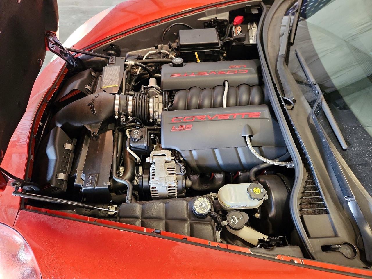 2005 Chevrolet Corvette Оранжевый vin: 1G1YY24U355101718