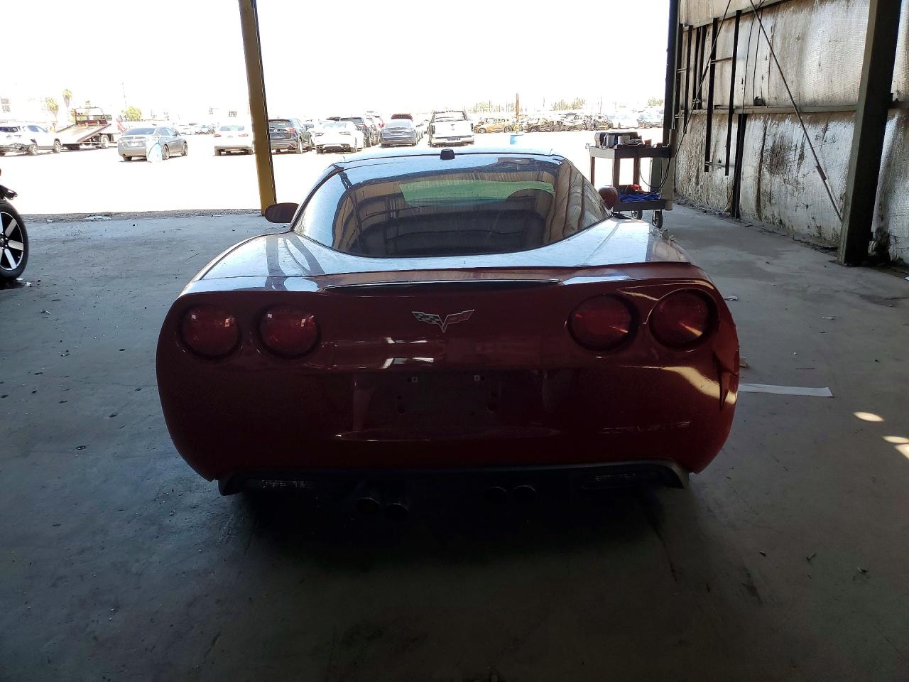2005 Chevrolet Corvette Red vin: 1G1YY24U355103100