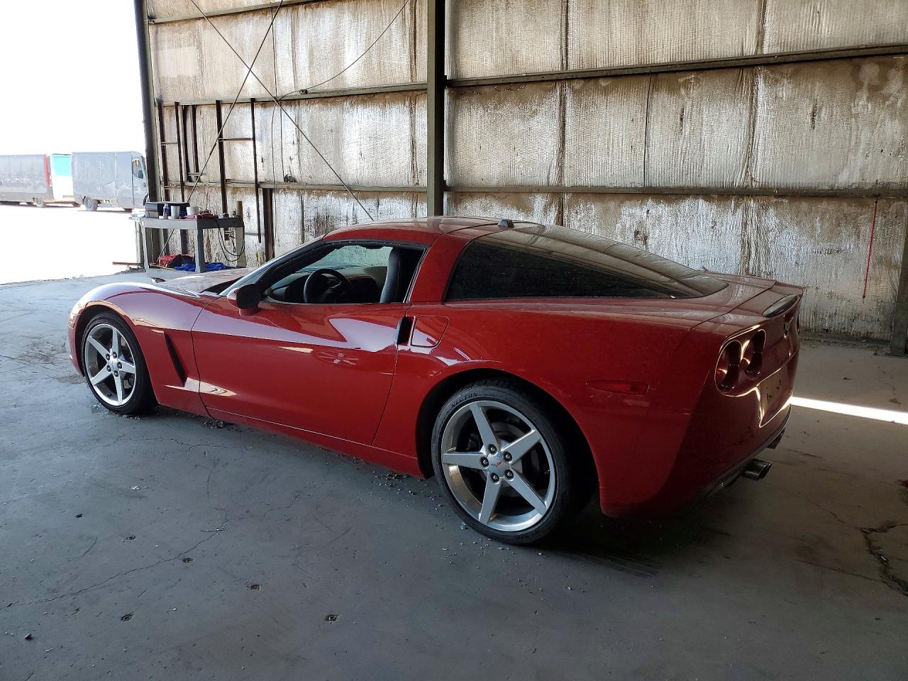 2005 Chevrolet Corvette Red vin: 1G1YY24U355103100