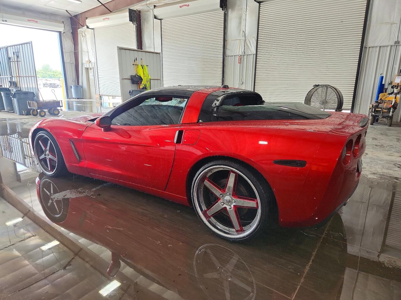 2005 Chevrolet Corvette Темно-бордовый vin: 1G1YY24U455119175