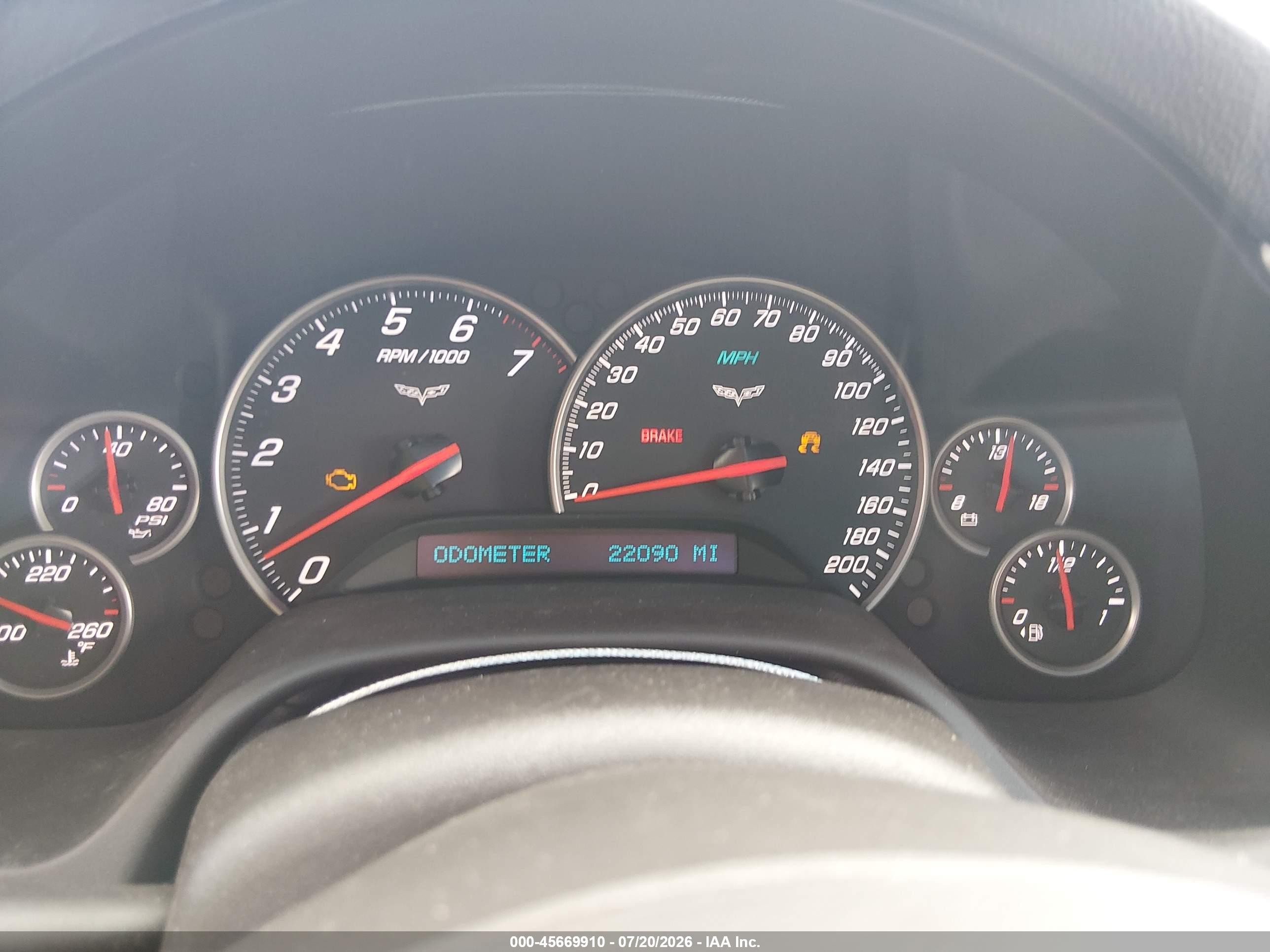 2005 Chevrolet Corvette   Красный vin: 1G1YY24U455129592