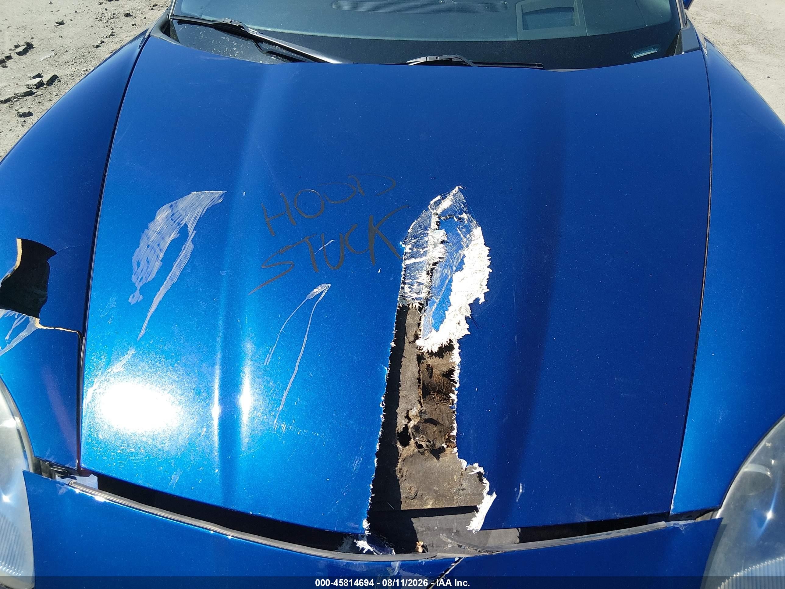 2005 Chevrolet Corvette   Blue vin: 1G1YY24U655123986