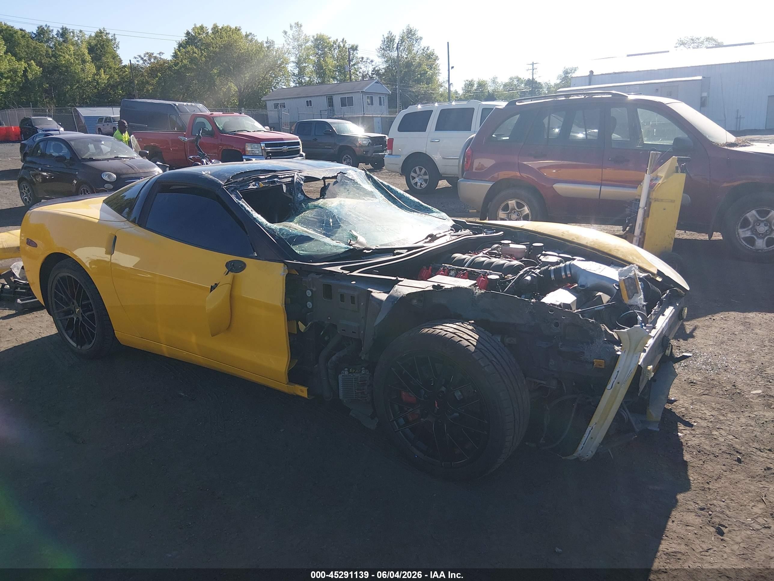 2005 Chevrolet Corvette   Yellow vin: 1G1YY24U755113399
