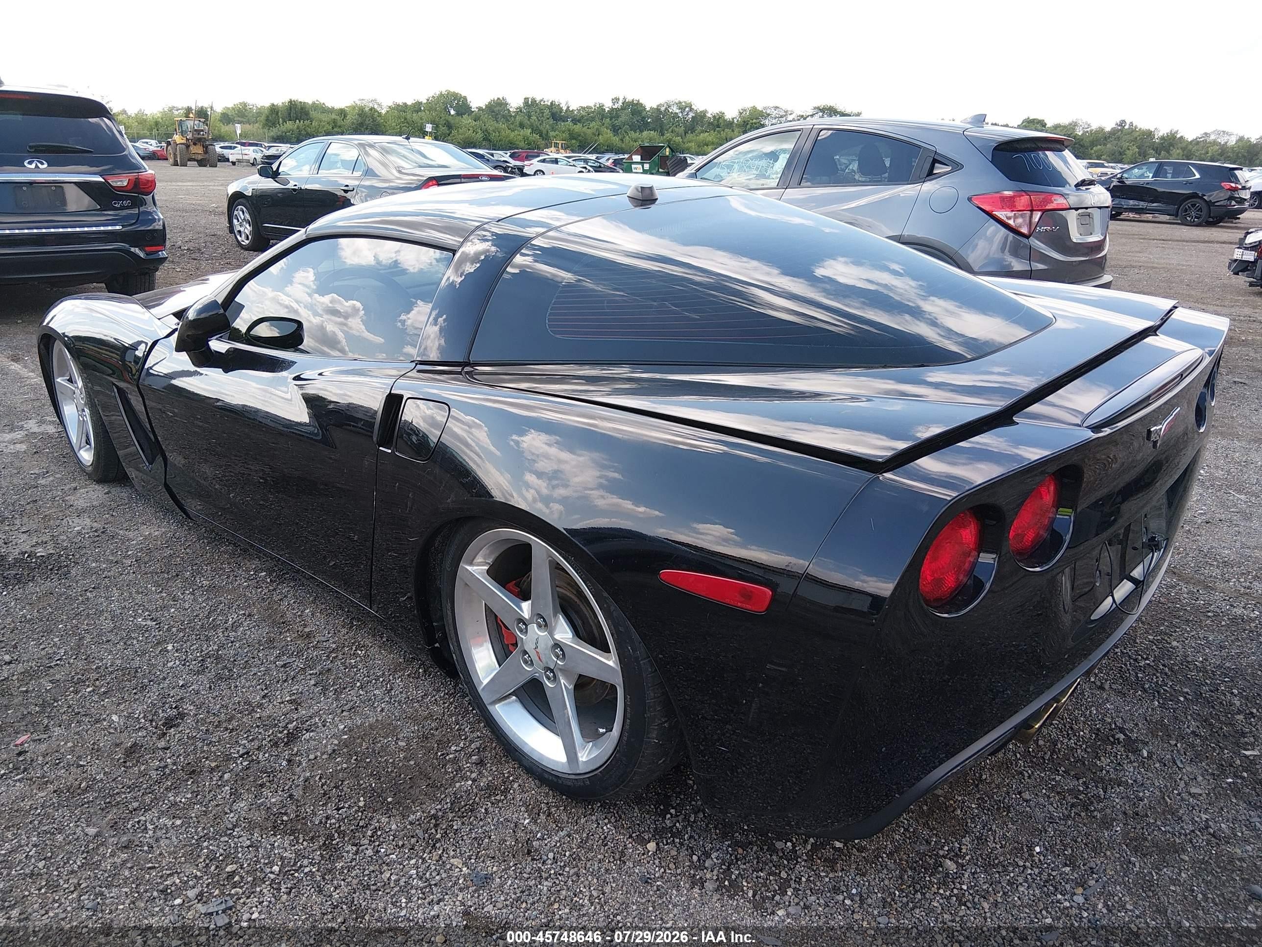 2005 Chevrolet Corvette   Черный vin: 1G1YY24U955104753