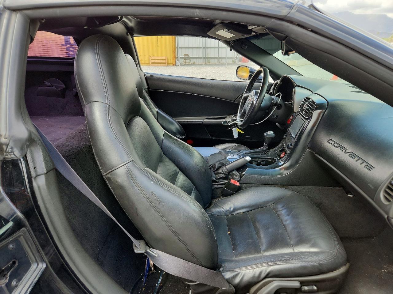 2005 Chevrolet Corvette Black vin: 1G1YY24U955108026
