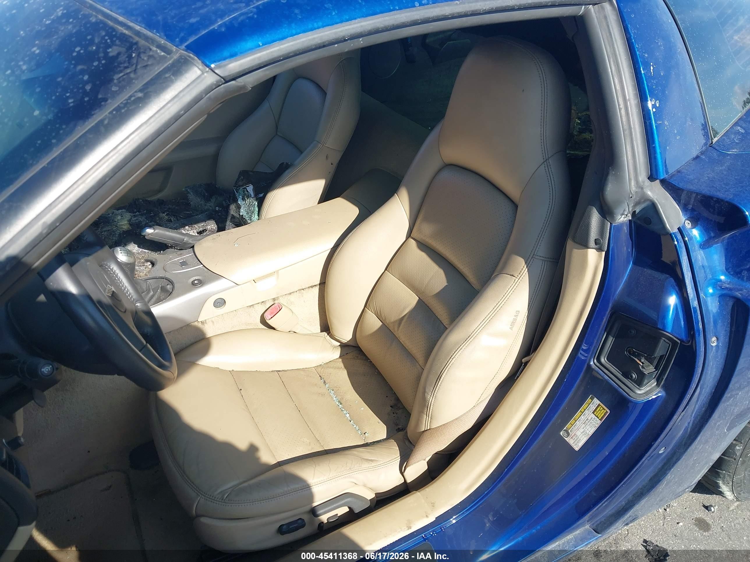 2005 Chevrolet Corvette   Blue vin: 1G1YY24U955108320