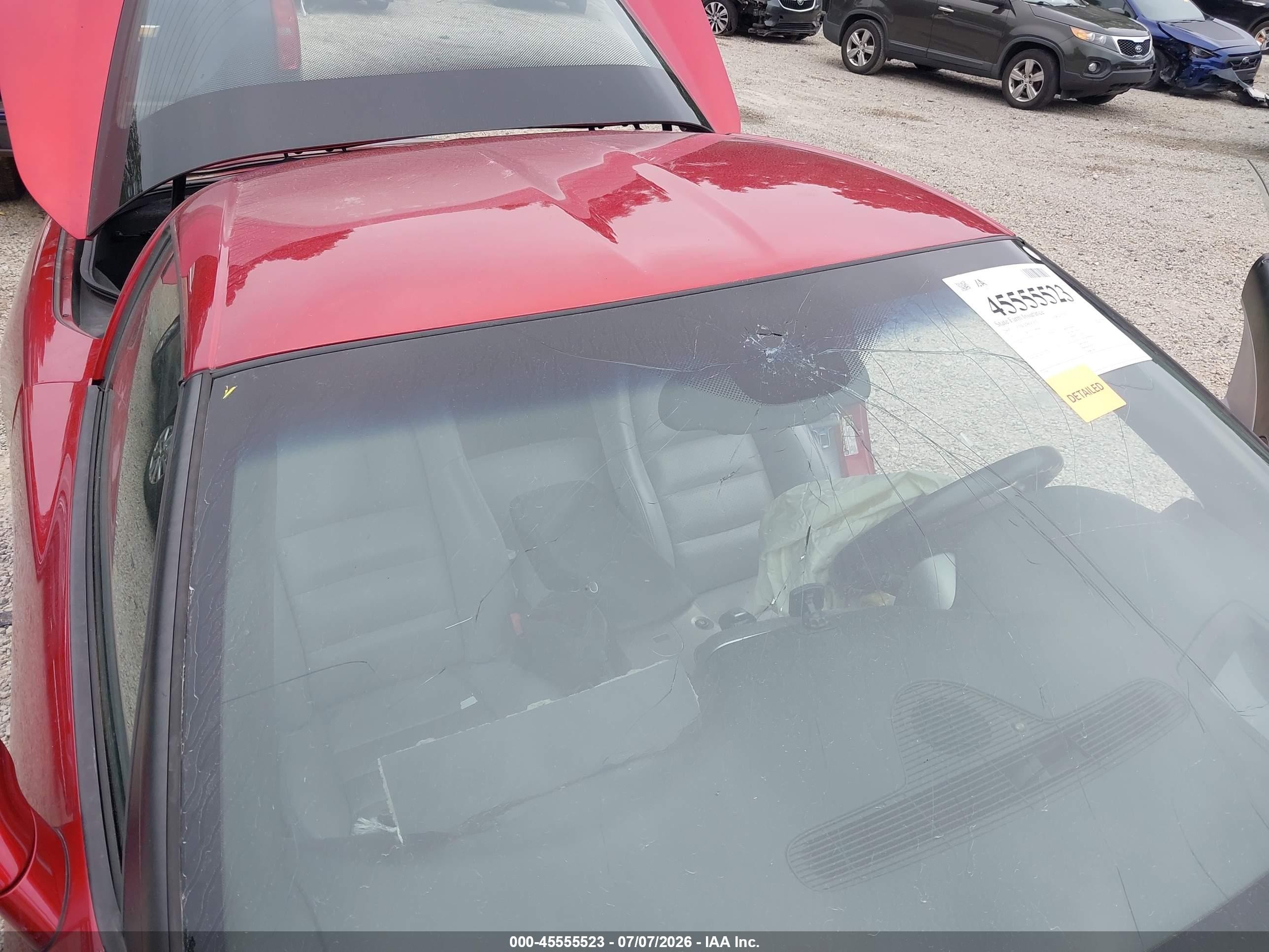 2005 Chevrolet Corvette   Красный vin: 1G1YY24U955109998
