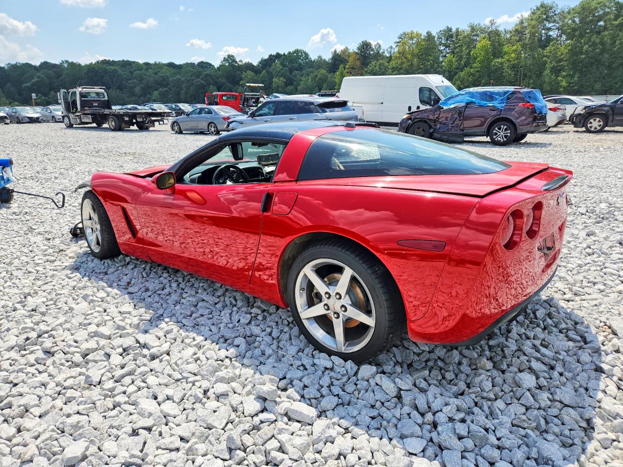 2005 Chevrolet Corvette Red vin: 1G1YY24UX55130553
