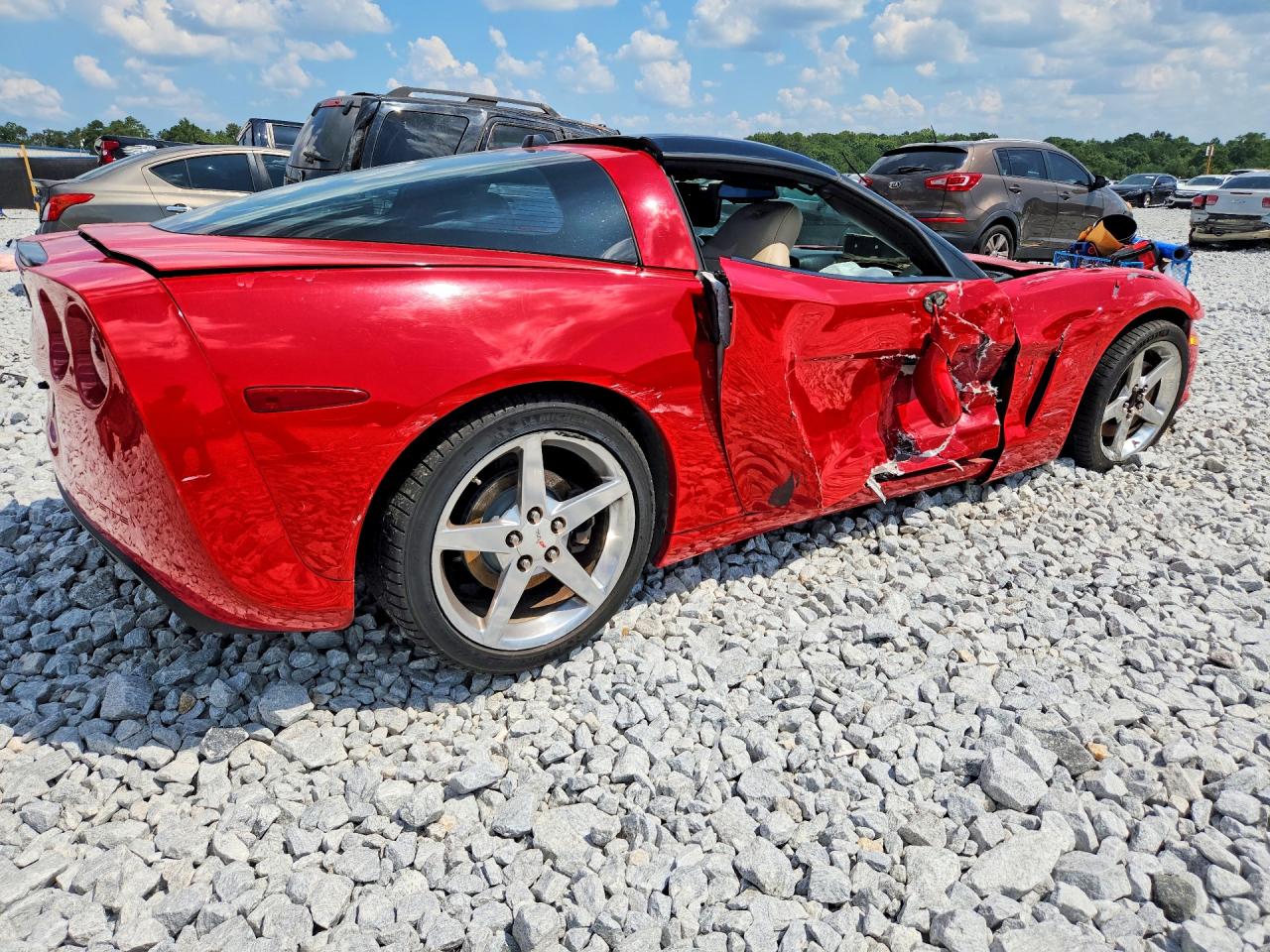 2005 Chevrolet Corvette Red vin: 1G1YY24UX55130553