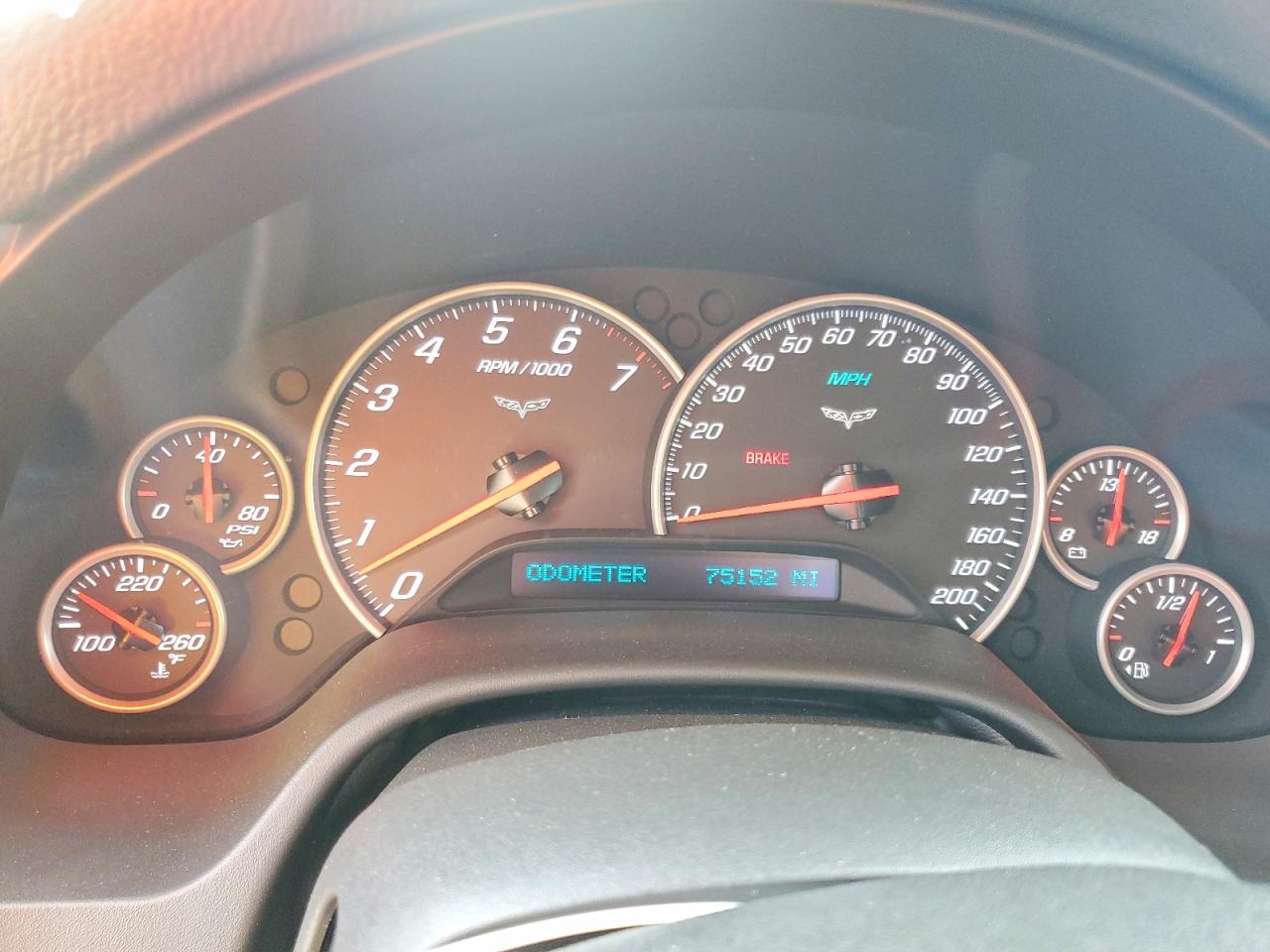 2006 Chevrolet Corvette Желтый vin: 1G1YY25U465110704