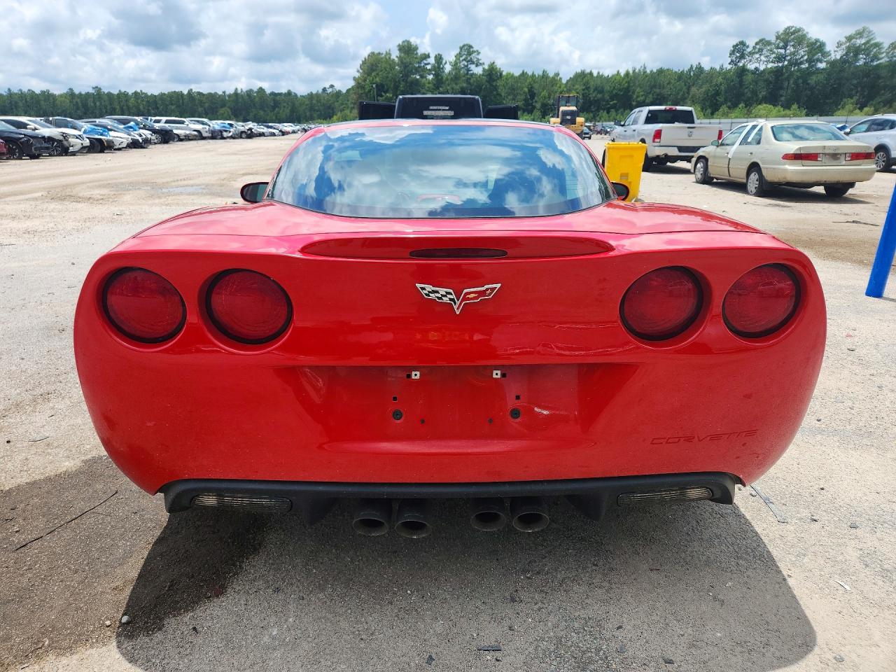 2007 Chevrolet Corvette Red vin: 1G1YY25U475110994