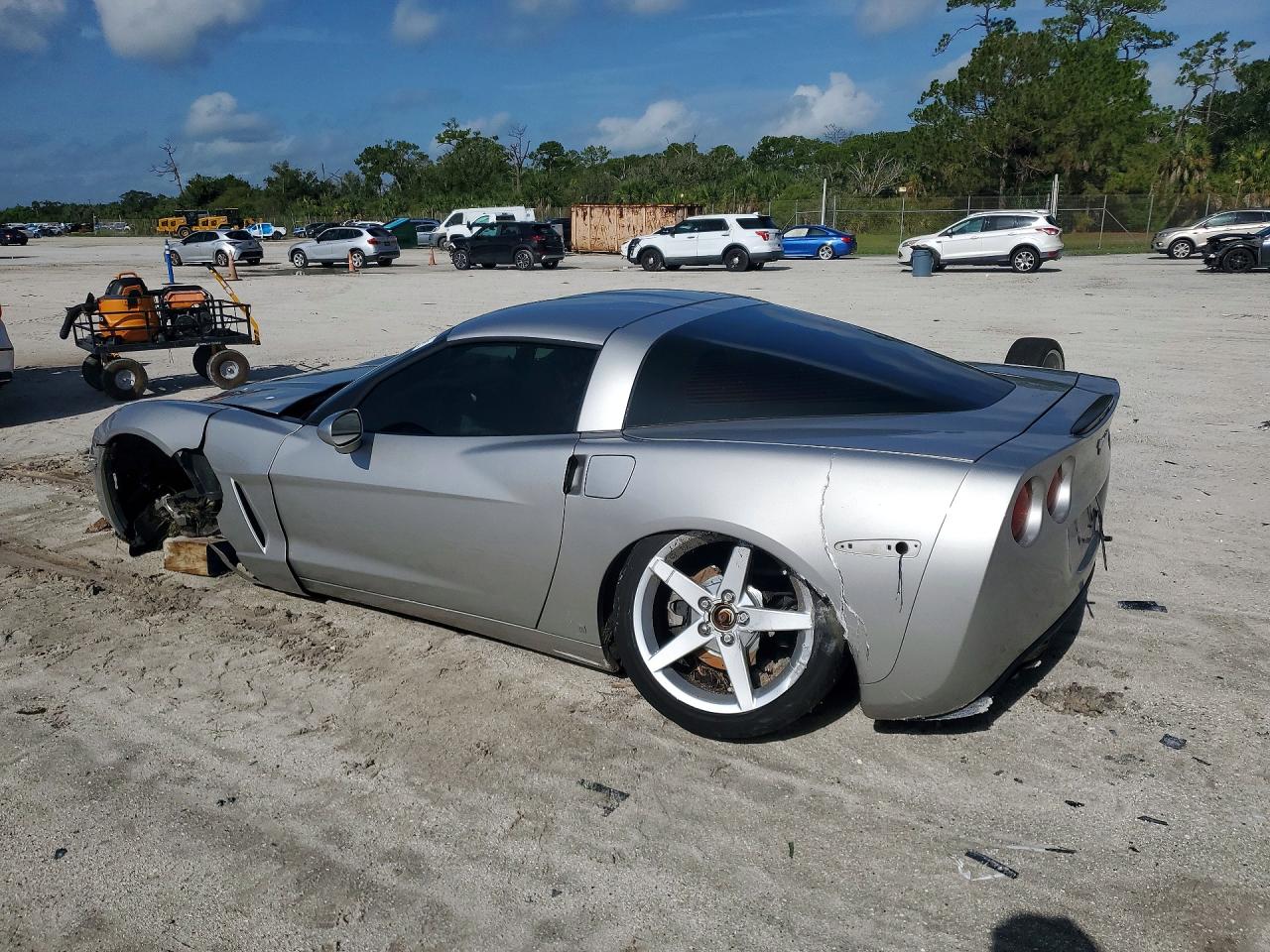 2007 Chevrolet Corvette Silver vin: 1G1YY25U475129772