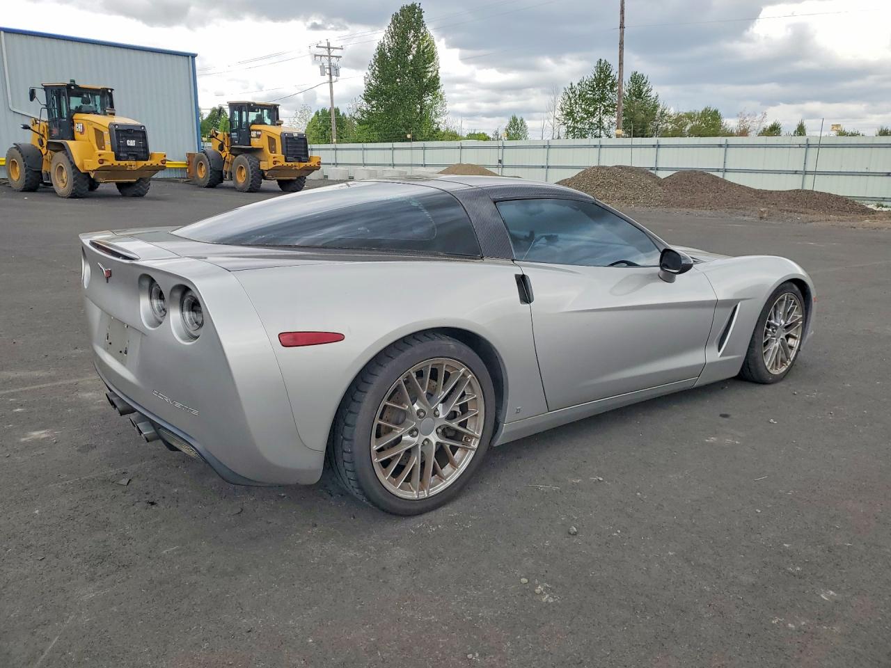 2006 Chevrolet Corvette Silver vin: 1G1YY25U565130802