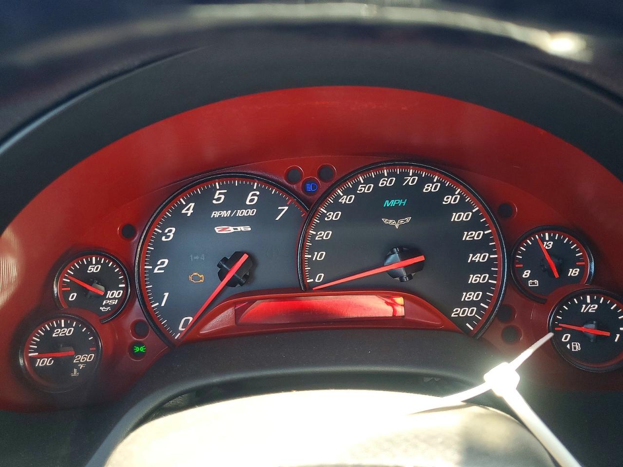 2007 Chevrolet Corvette Красный vin: 1G1YY25U675120832