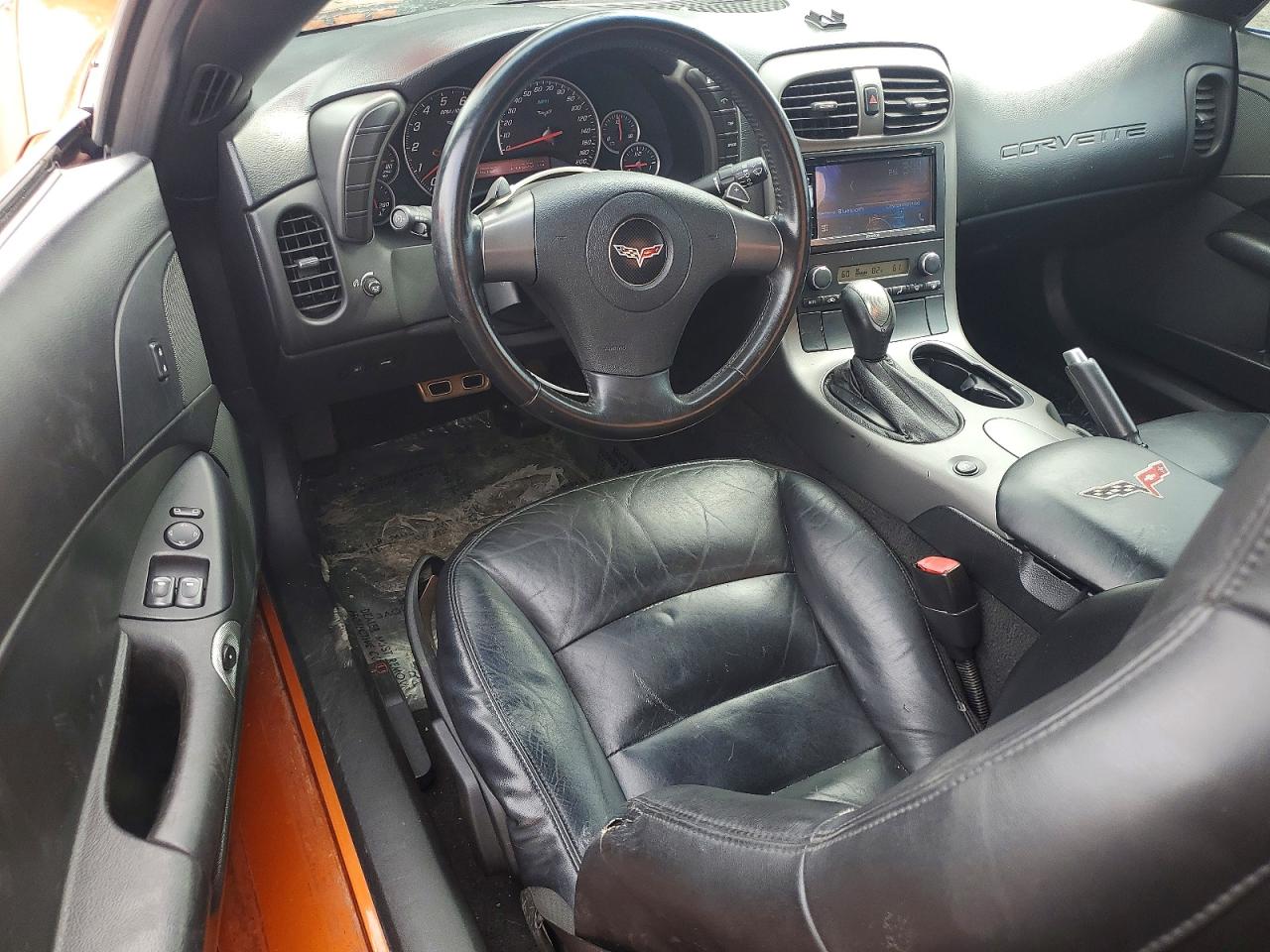 2007 Chevrolet Corvette Оранжевый vin: 1G1YY25U775138028