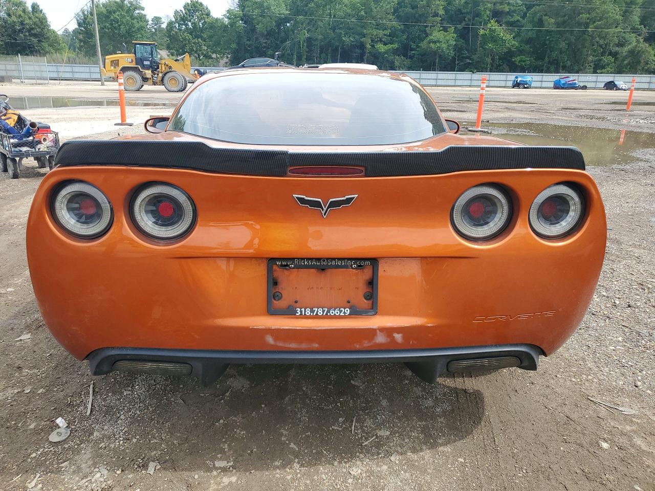 2007 Chevrolet Corvette Оранжевый vin: 1G1YY25U775138028