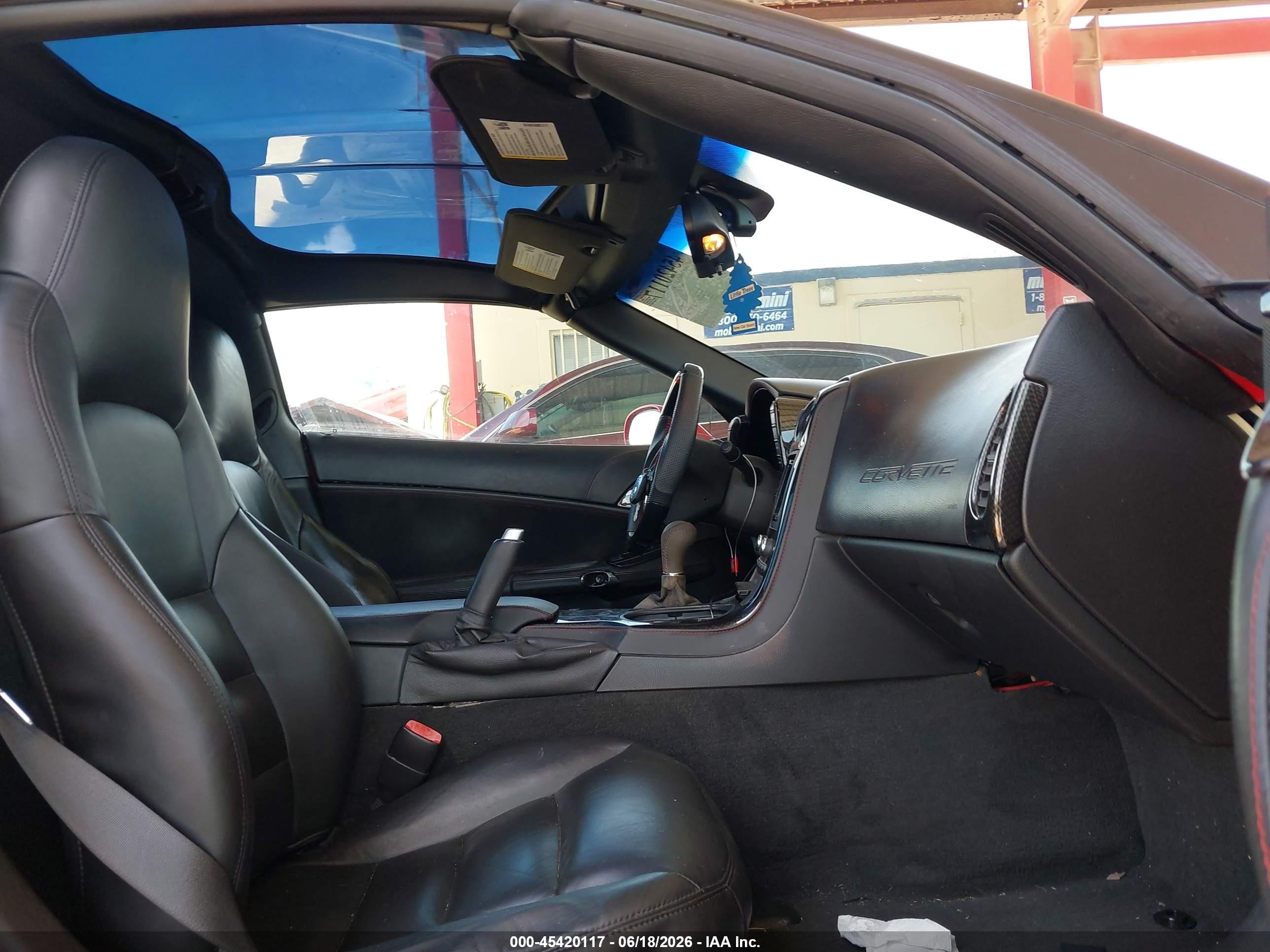2006 Chevrolet Corvette   Красный vin: 1G1YY25U965133931