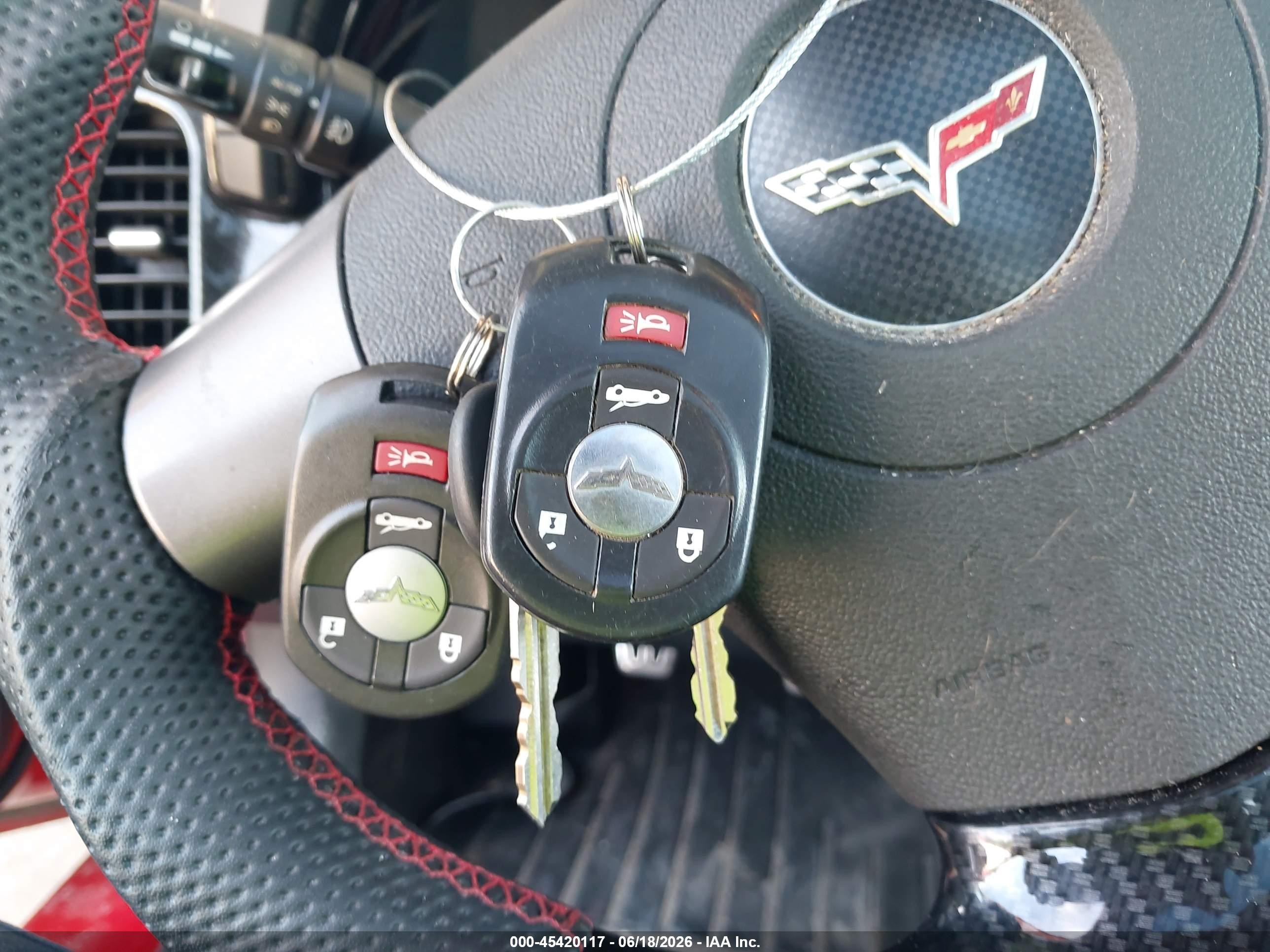 2006 Chevrolet Corvette   Красный vin: 1G1YY25U965133931