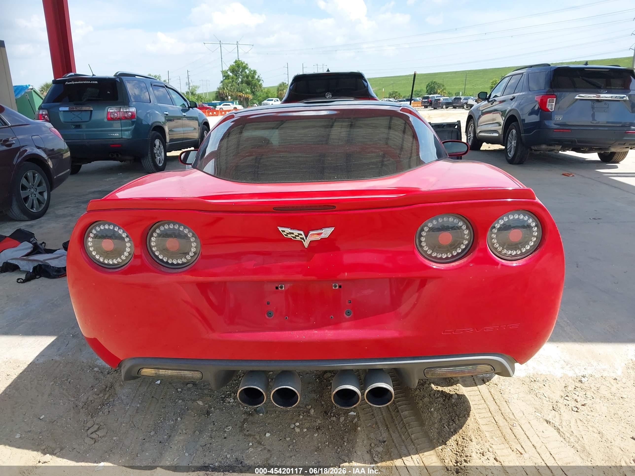 2006 Chevrolet Corvette   Красный vin: 1G1YY25U965133931
