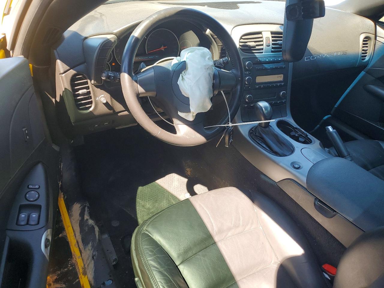 2007 Chevrolet Corvette Желтый vin: 1G1YY25U975124955