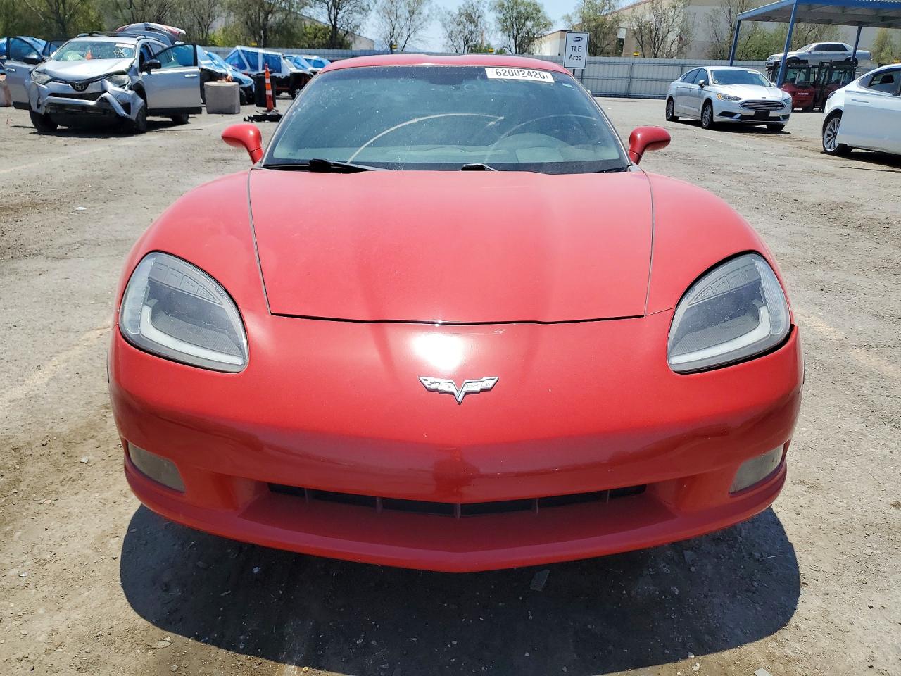2007 Chevrolet Corvette Red vin: 1G1YY25UX75136290