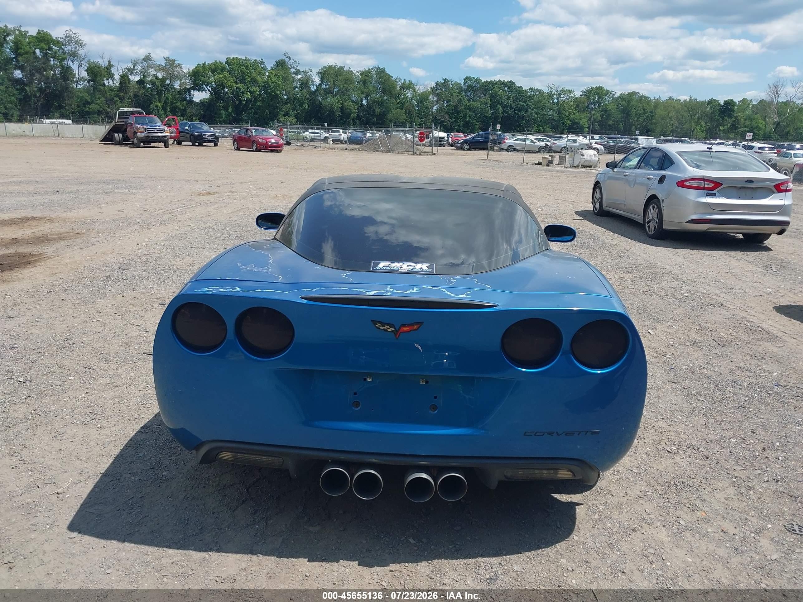 2008 Chevrolet Corvette   Blue vin: 1G1YY25W685115763