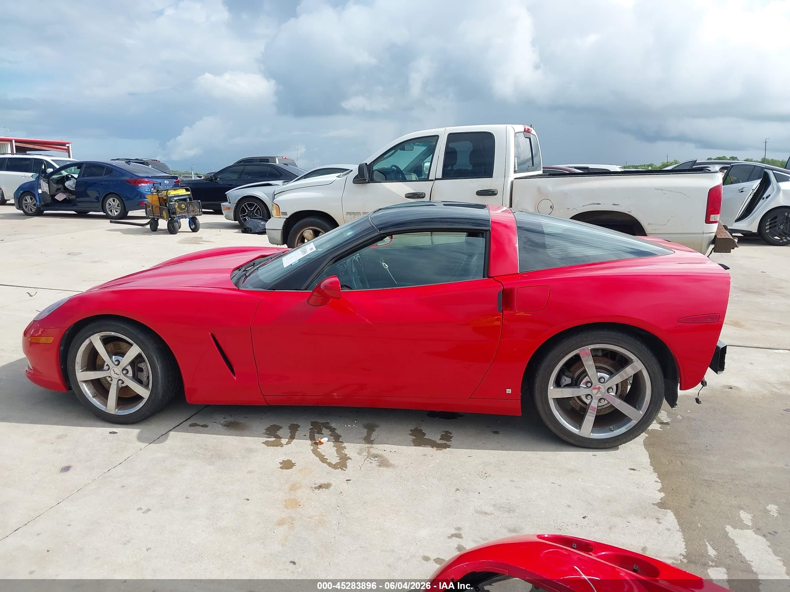 2009 Chevrolet Corvette Red vin: 1G1YY25W995100885