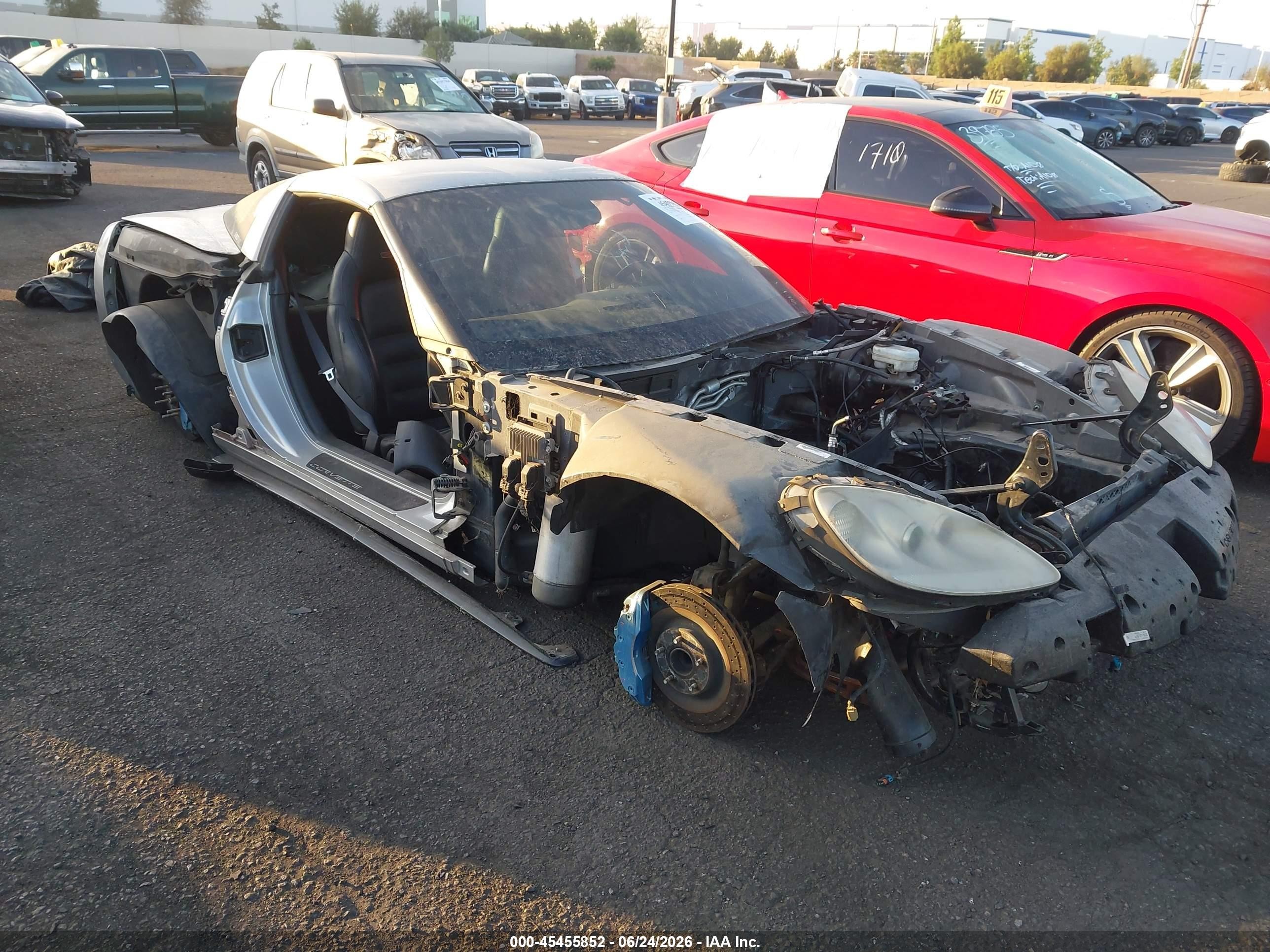 2006 Chevrolet Corvette Z06 Hardtop Silver vin: 1G1YY26E265116203